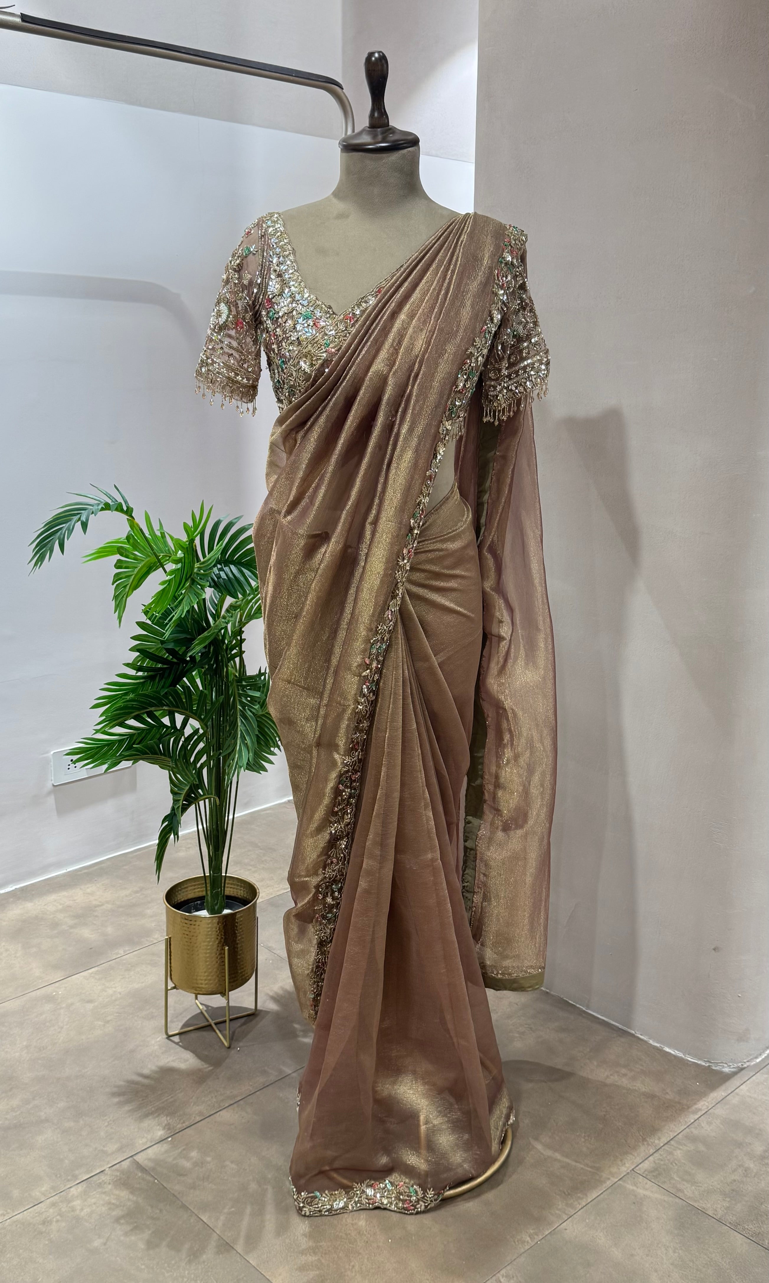 BLUSH PINK AND GOLD BANARASI TISSUE SAREE WITH BLOUSE