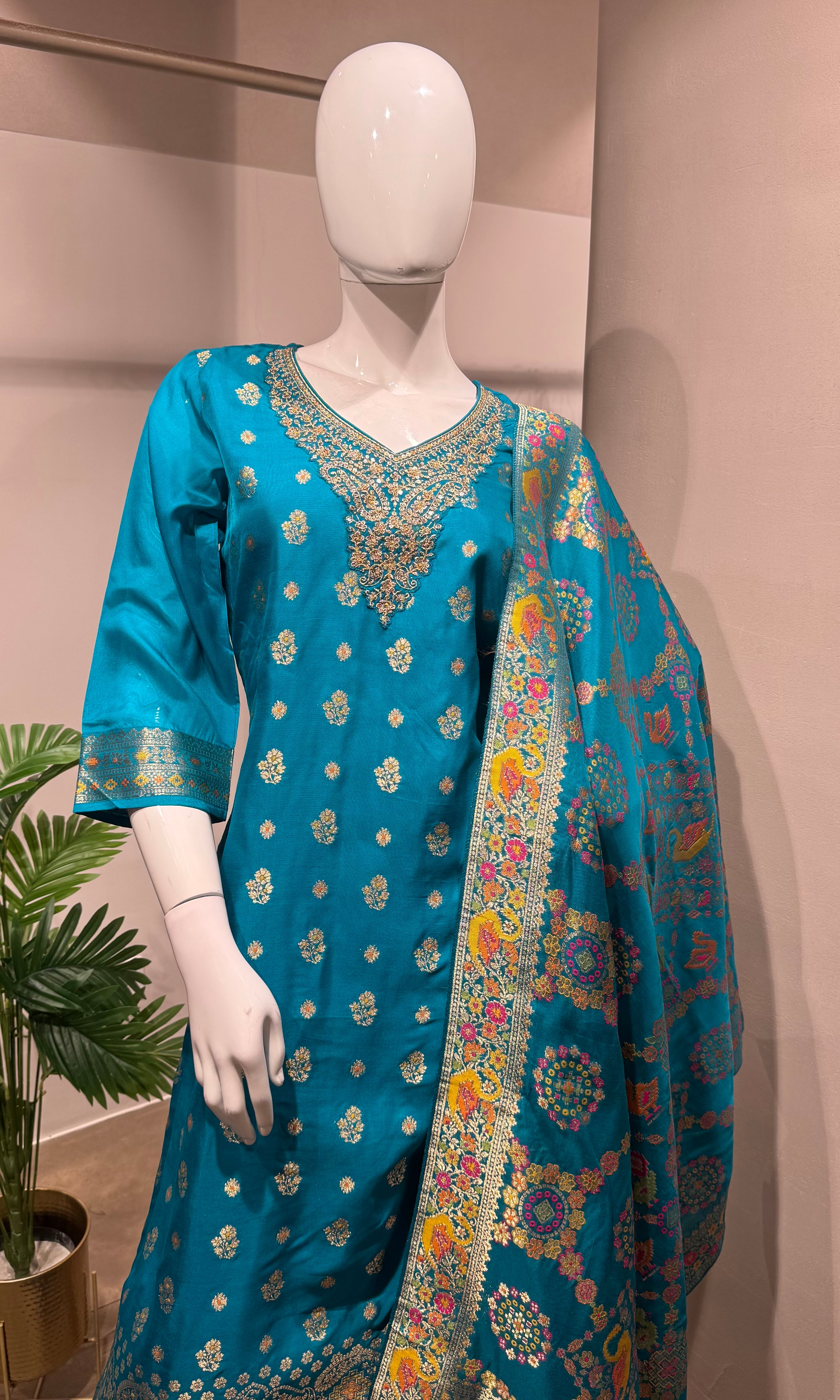 Rama blue kurta set with banarasi dupatta