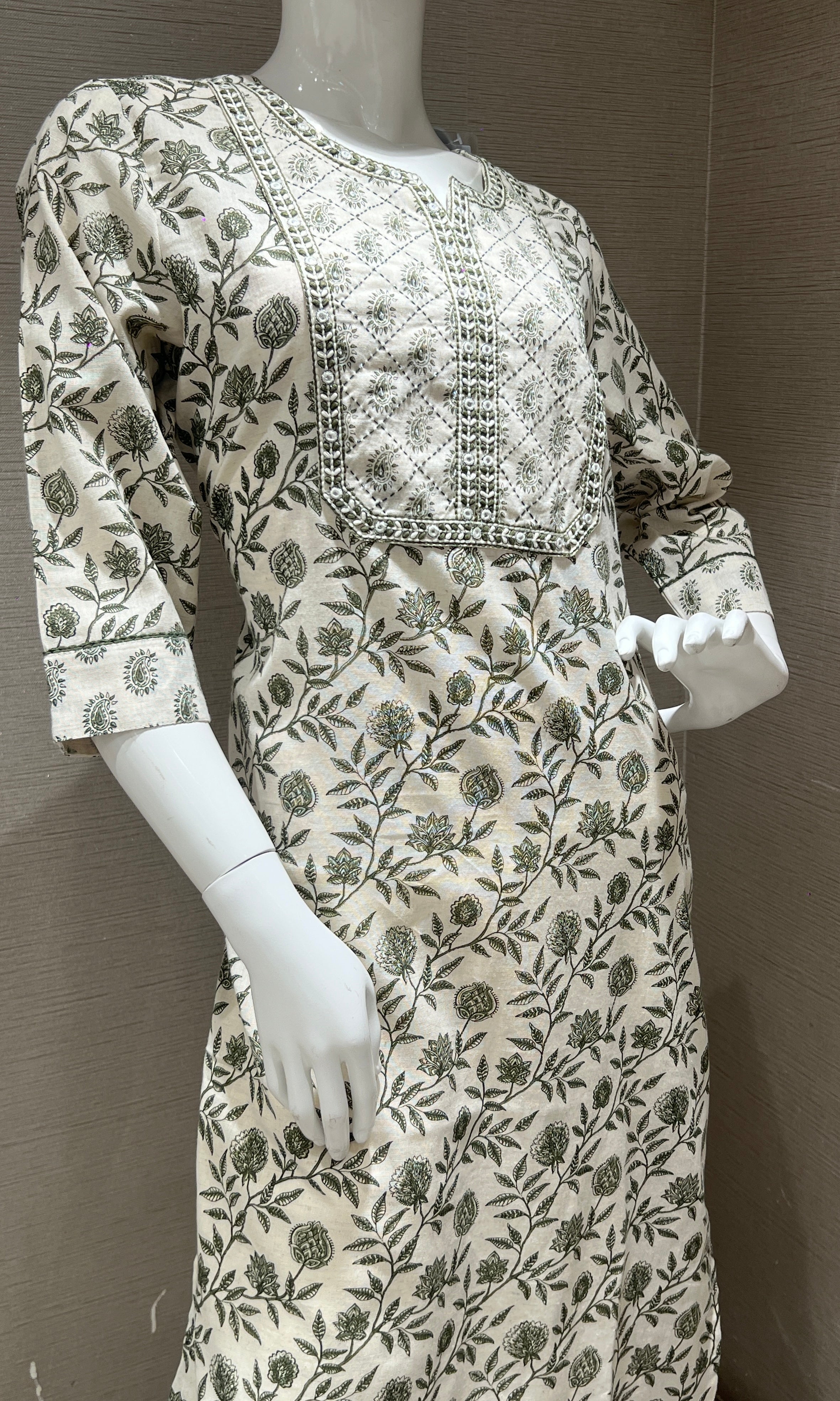 Mehandi green Floral Printed Kurti top