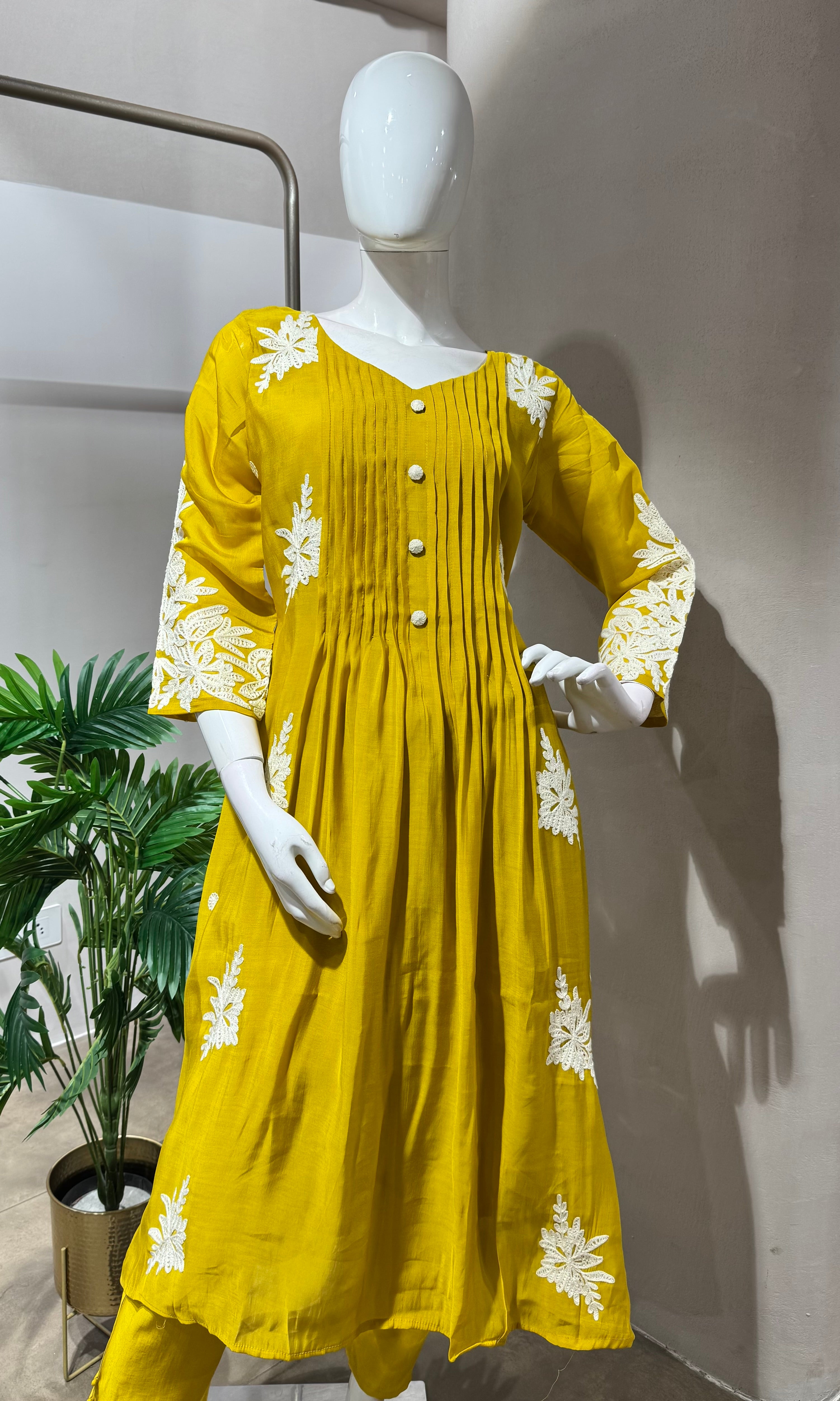 MUSTARD FLORAL MUL CHANDERI KURTA SET