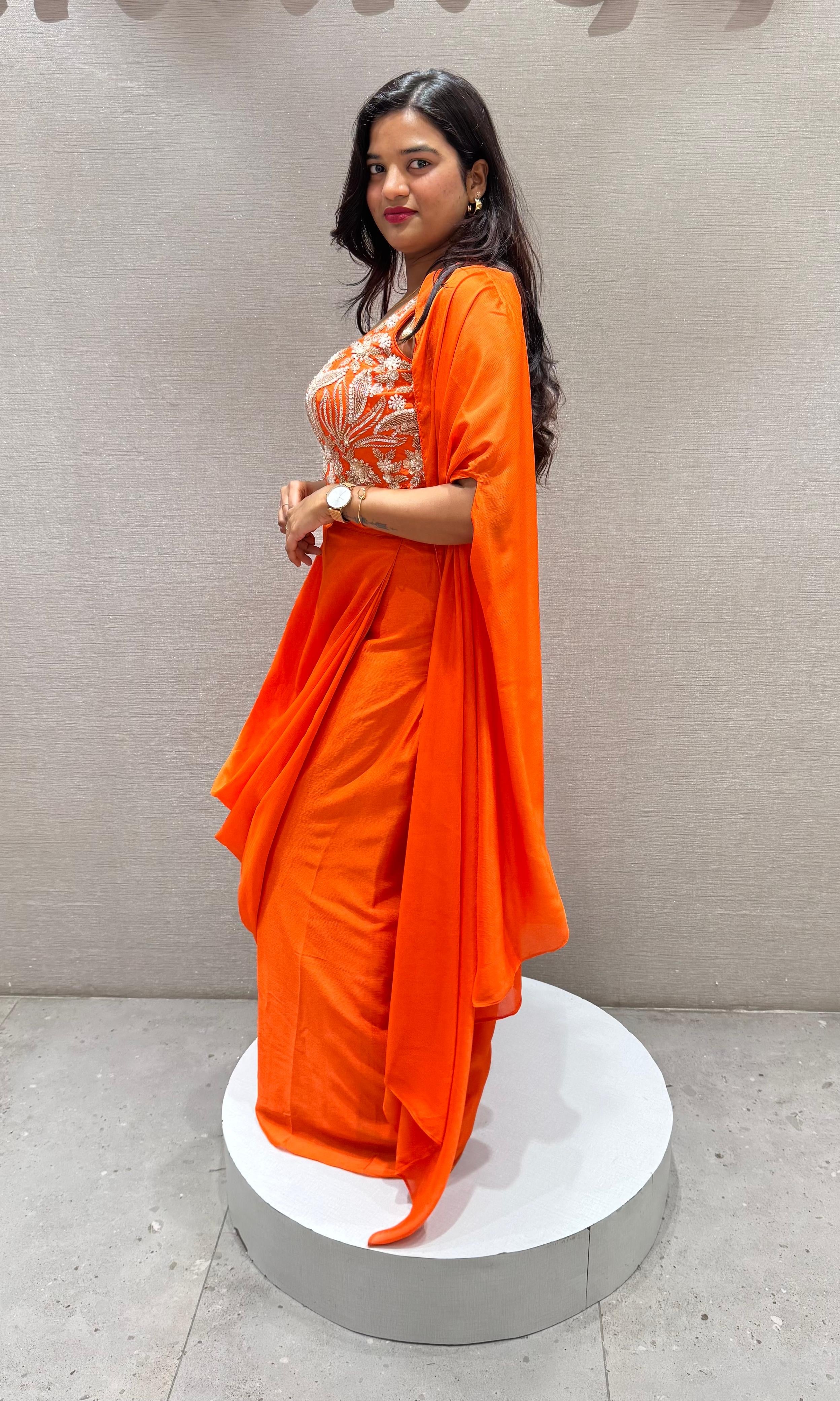 ORANGE EMBROIDERED BLOUSE WITH DRAPE SKIRT&CAPE