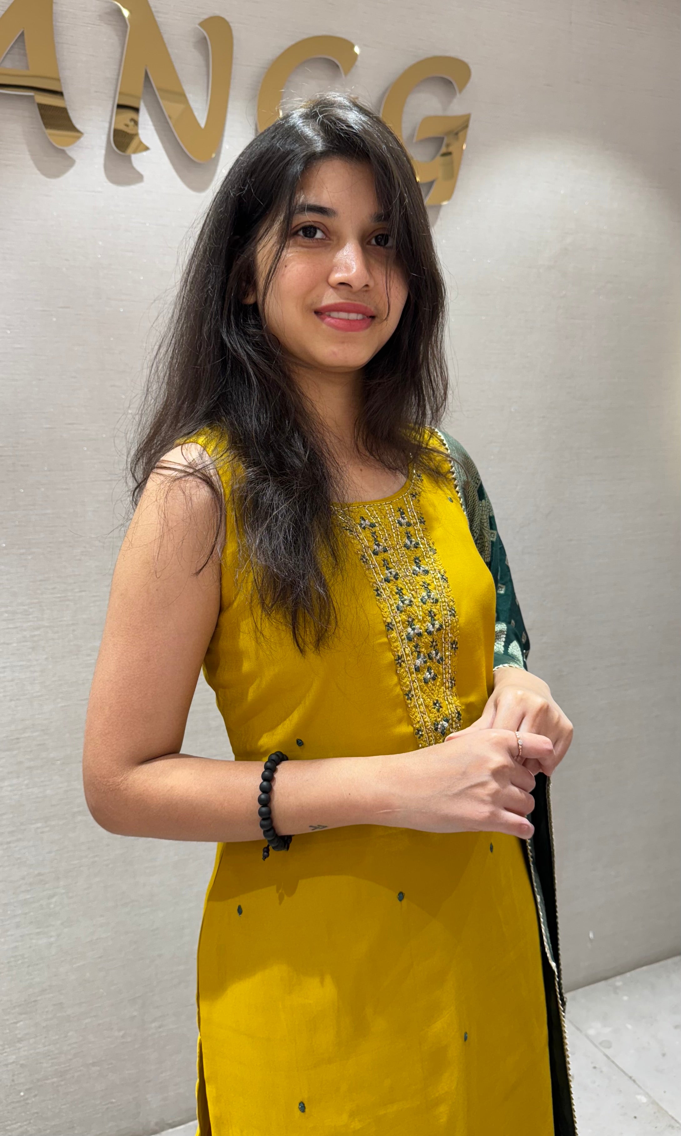 Light yellow kurta set WITH GREEN DUPATTA