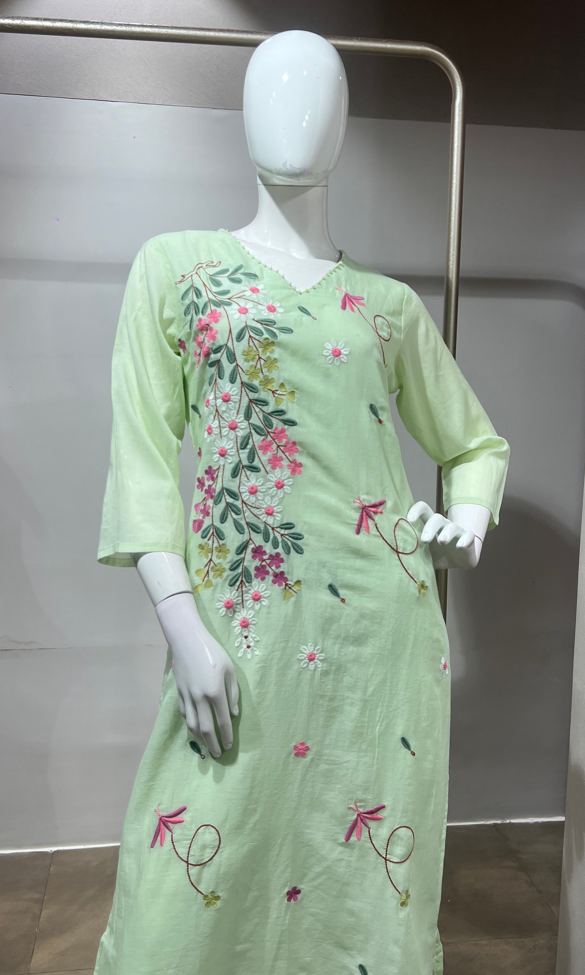 Pista green Pastel Floral Embroidered Kurta Set with Dupatta