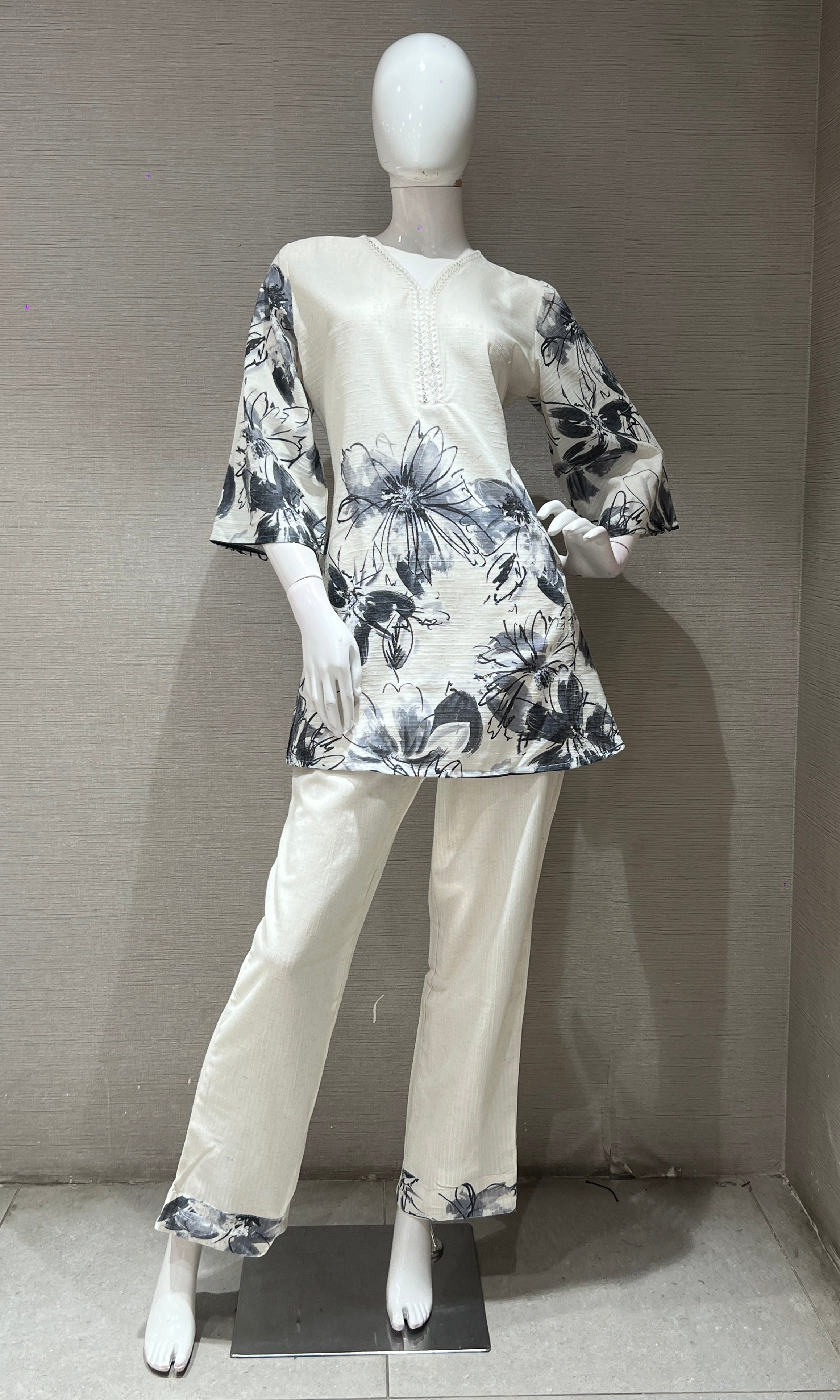 Grey FLORAL PRINT CORD SET