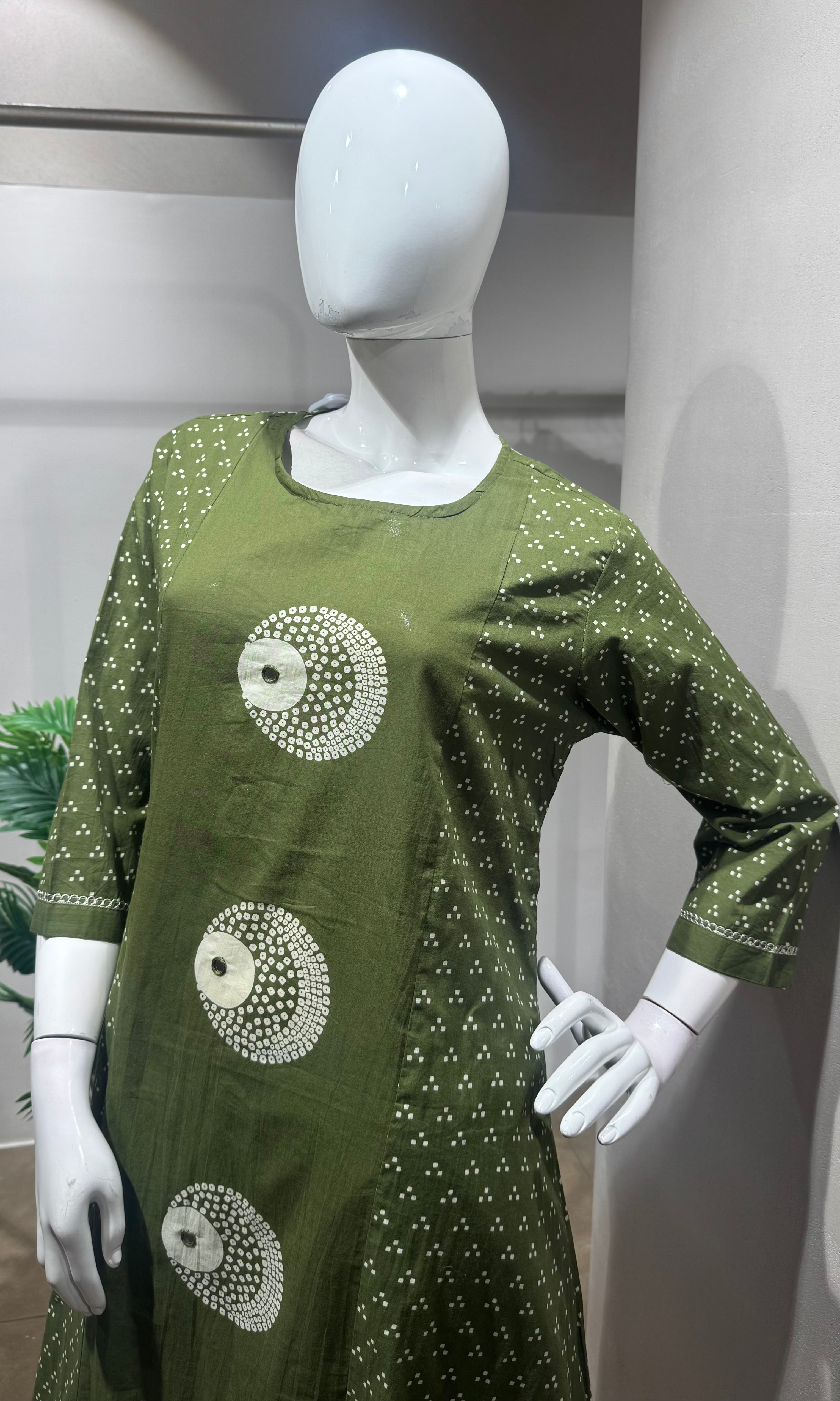 Green Cotton Bandhani Printed Kurta Set
