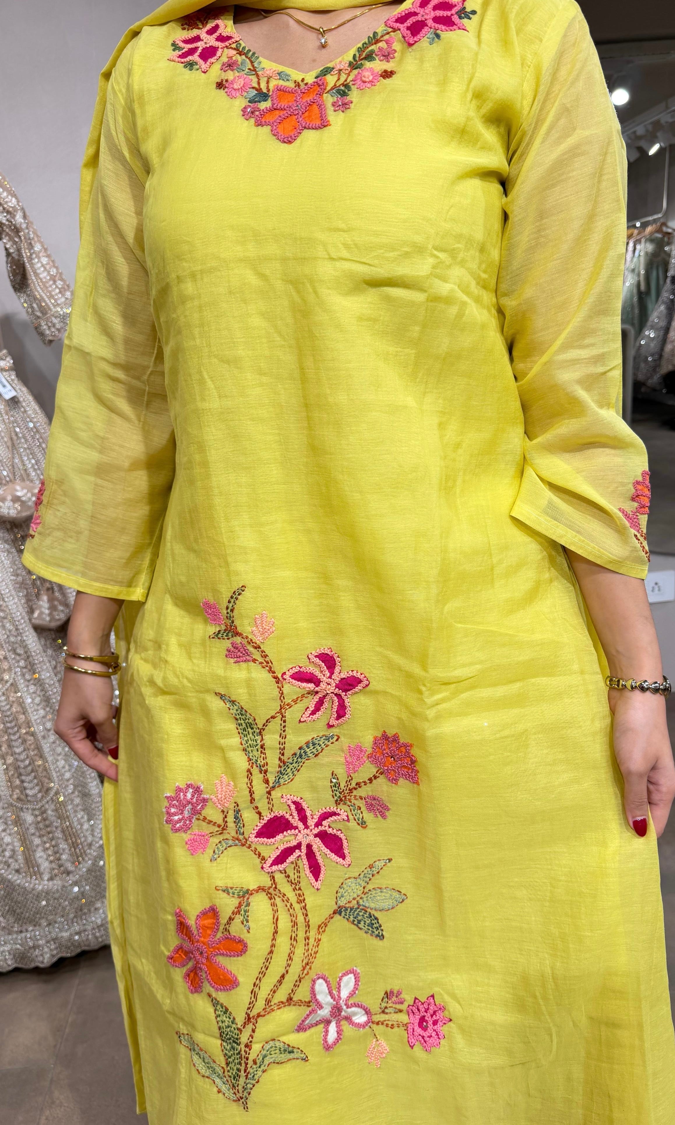 Green Cotton Kurta Set with Botanical Embroidery