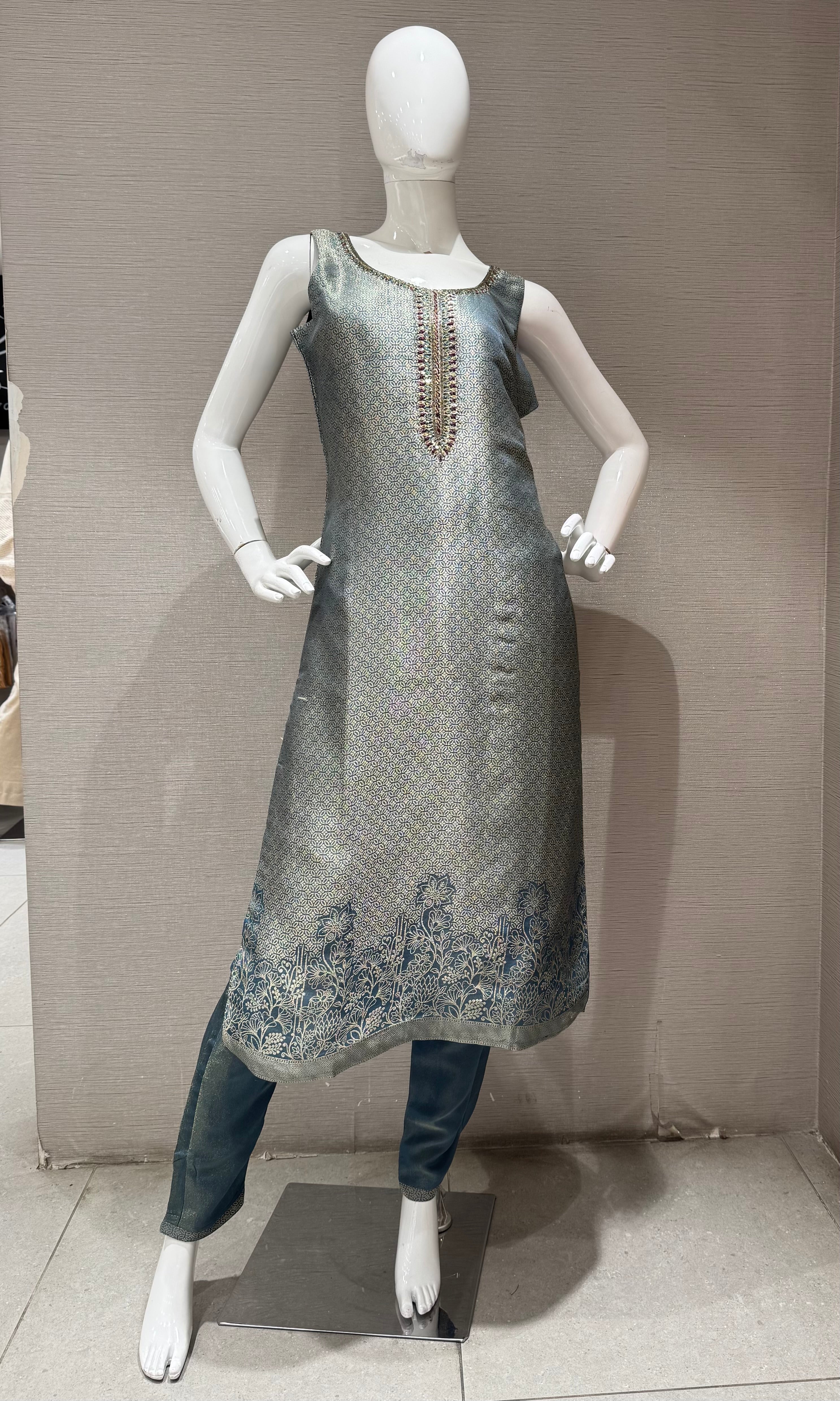 Muted Blue Printed Tunic with Zari Dupatta