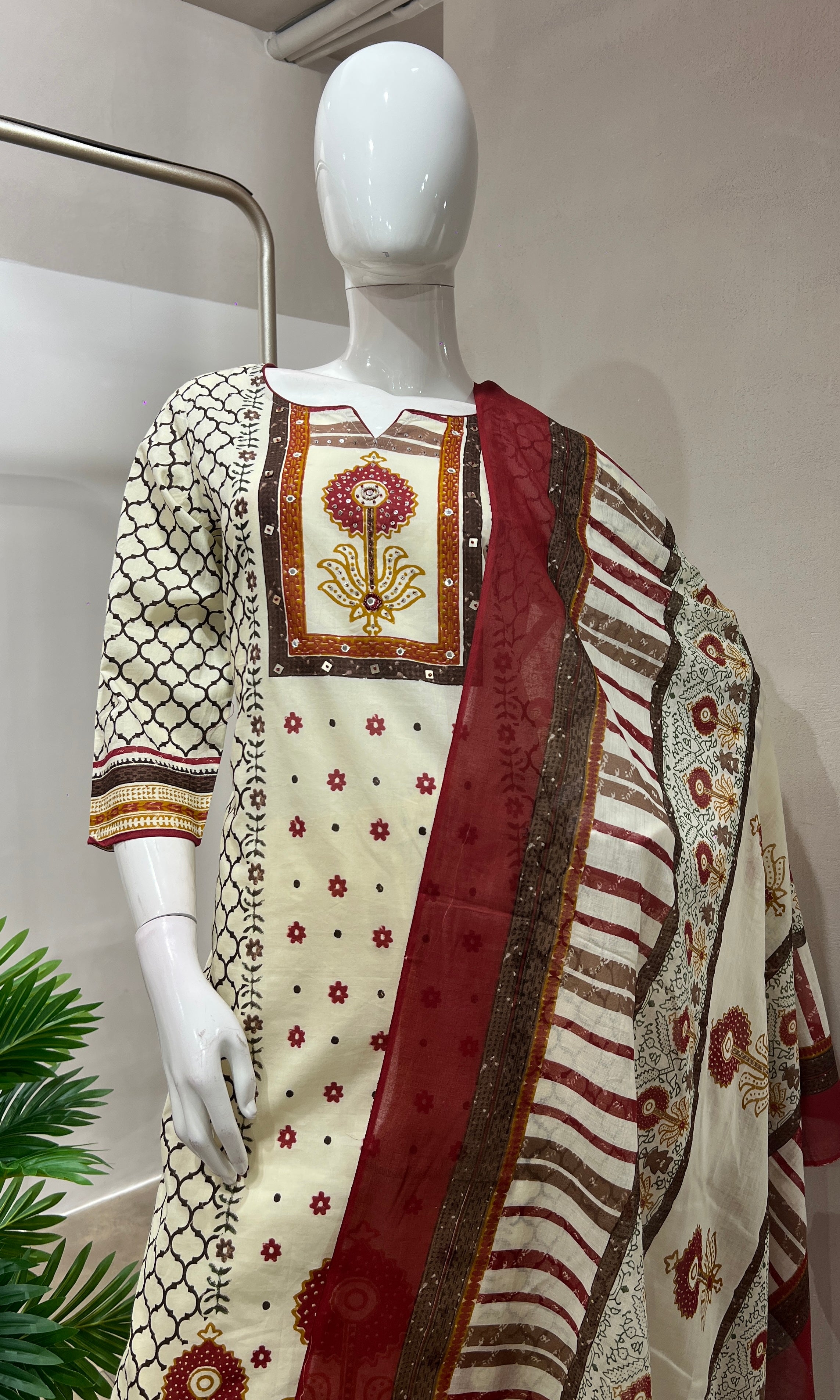 Red ETHNIC PRINTED kurta set
