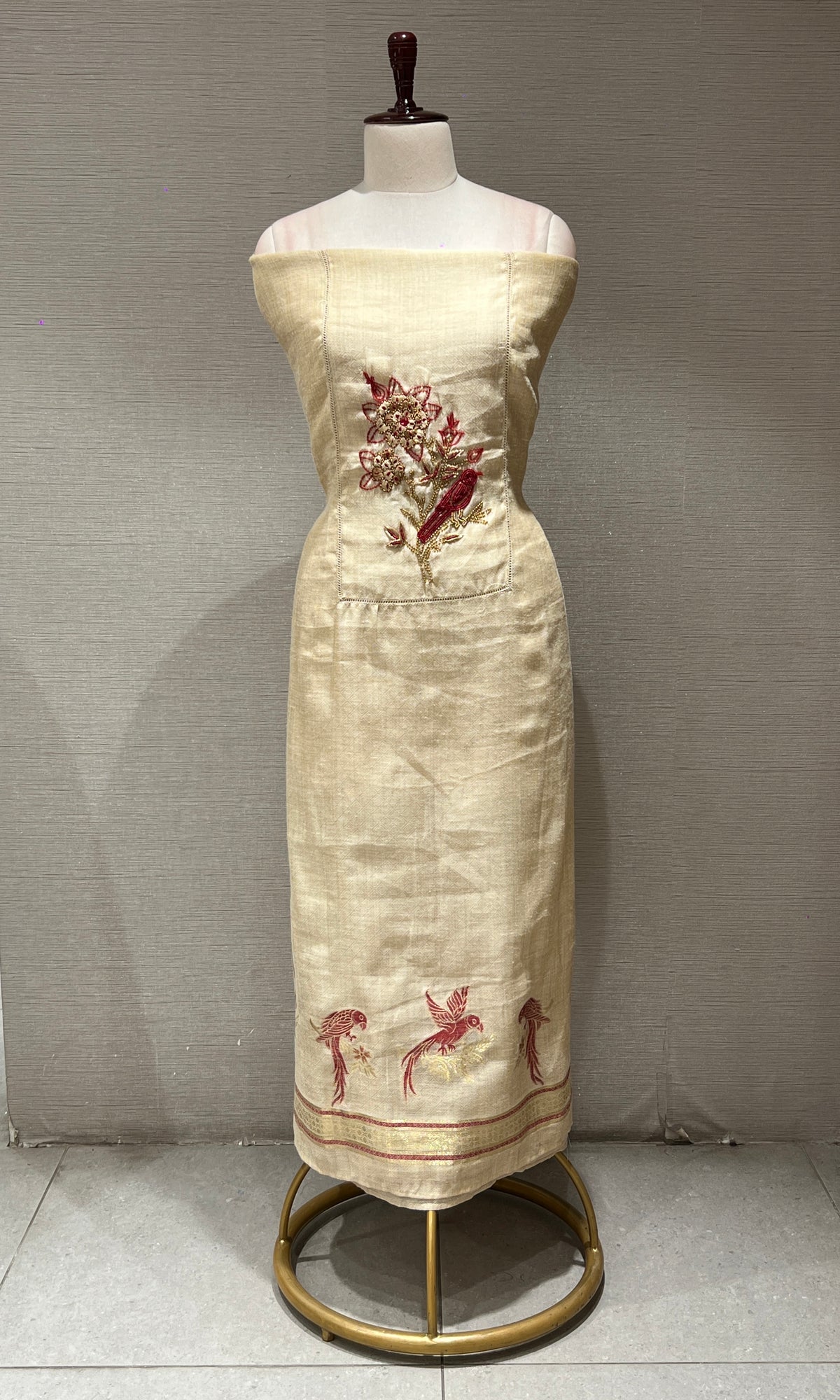 Wine dress material