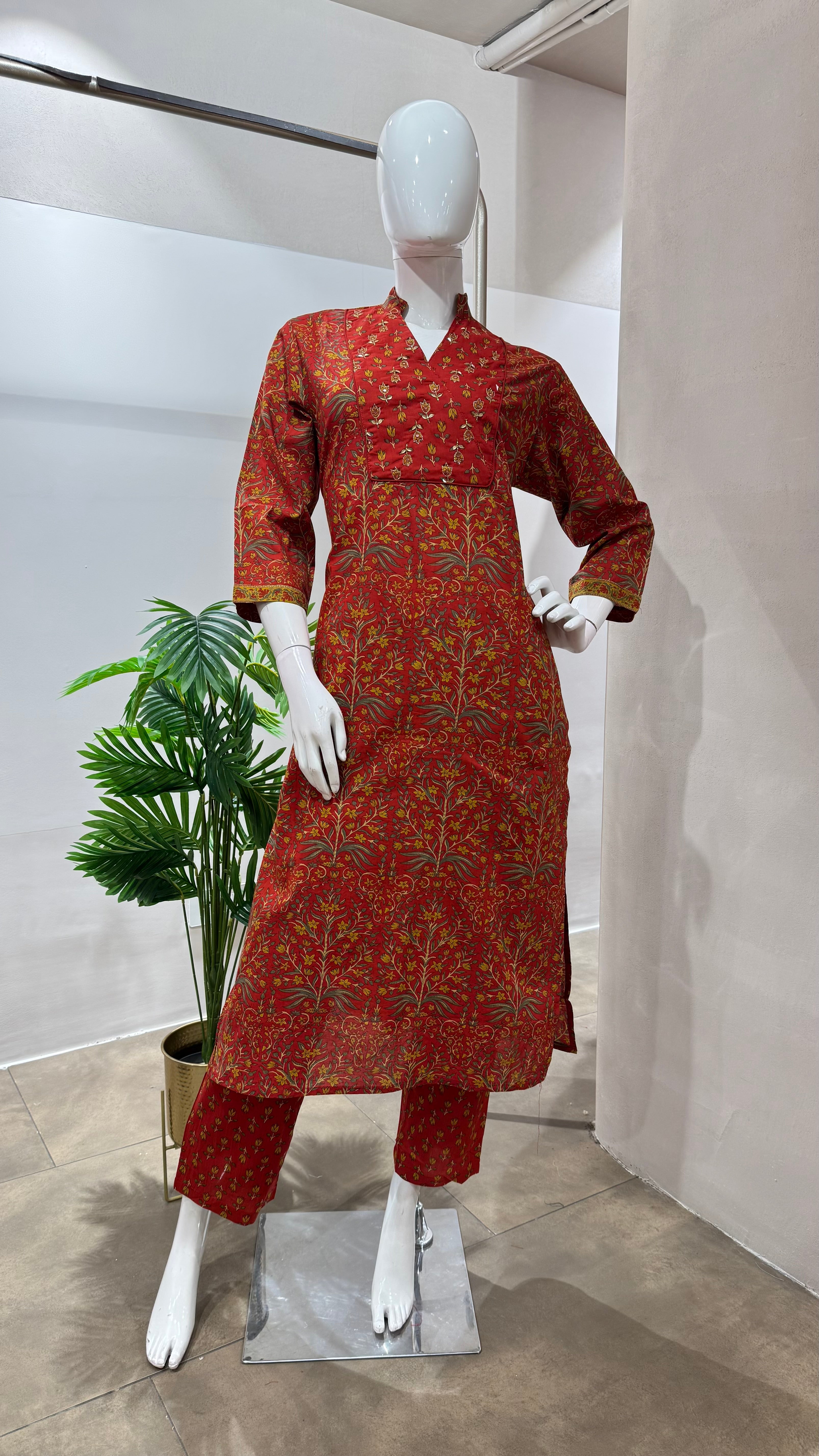 Red Floral printed kurta set