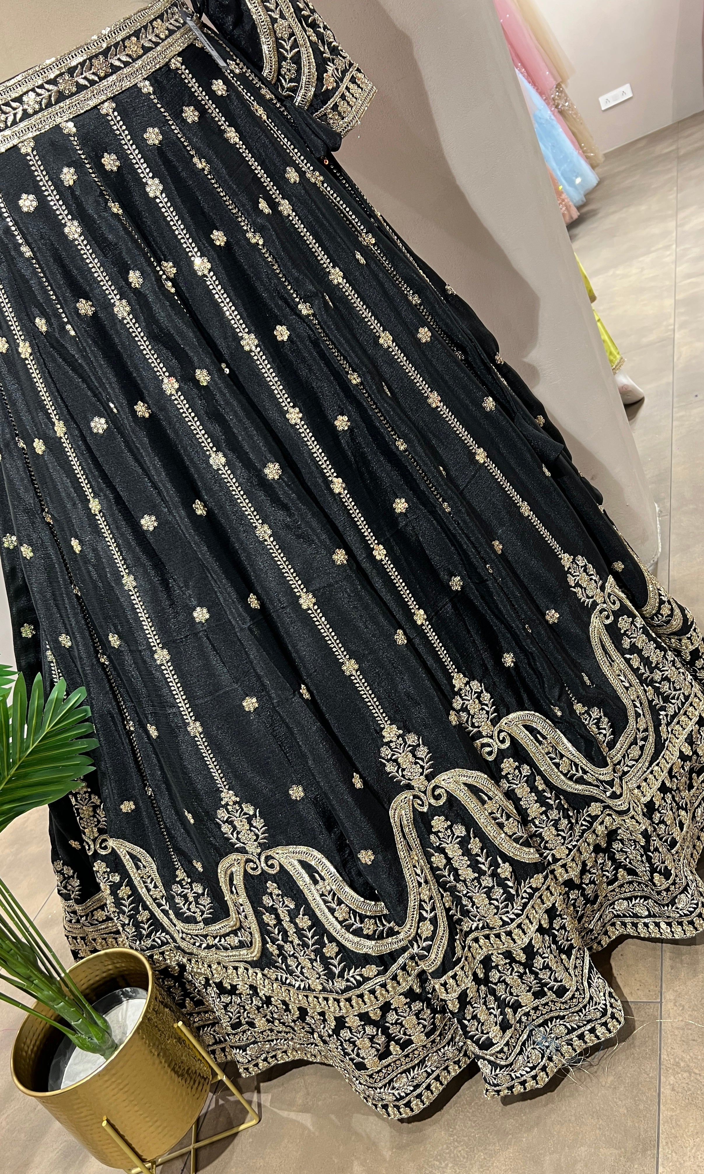 BLACK GOLDEN ETHINC LEHENGA