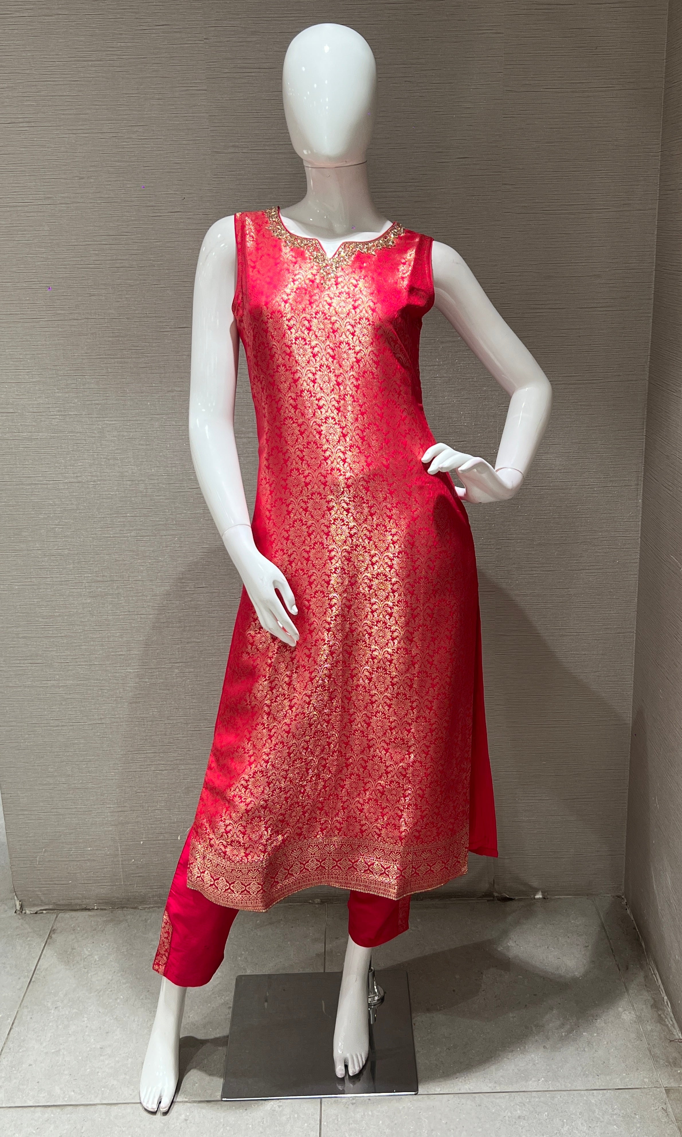 Rani pink embellished kurta set