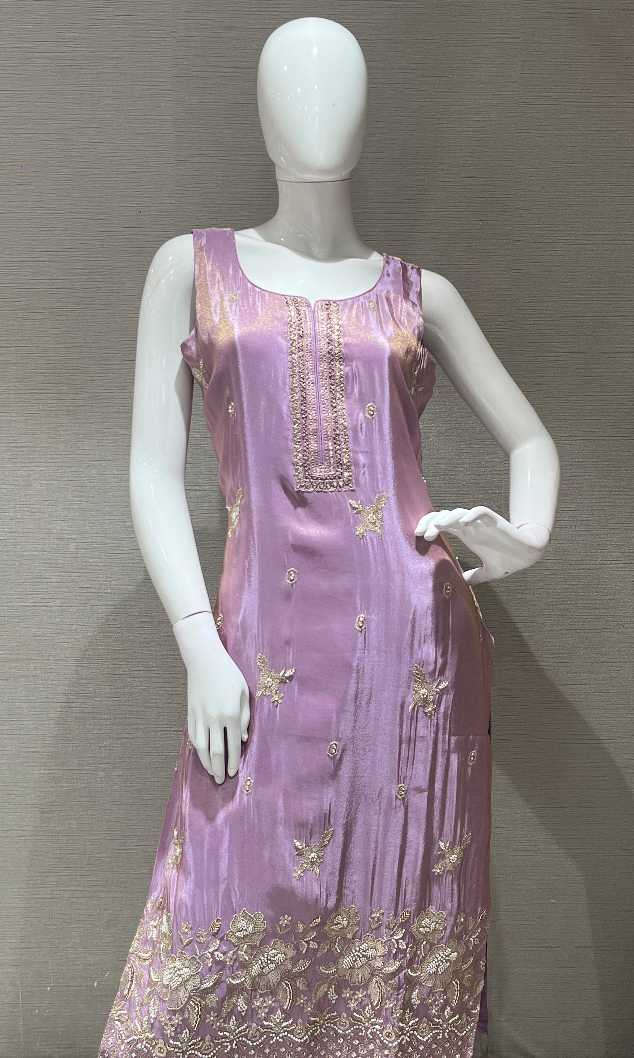 Lilac Embroidered Kurta Set with Sheen Dupatta