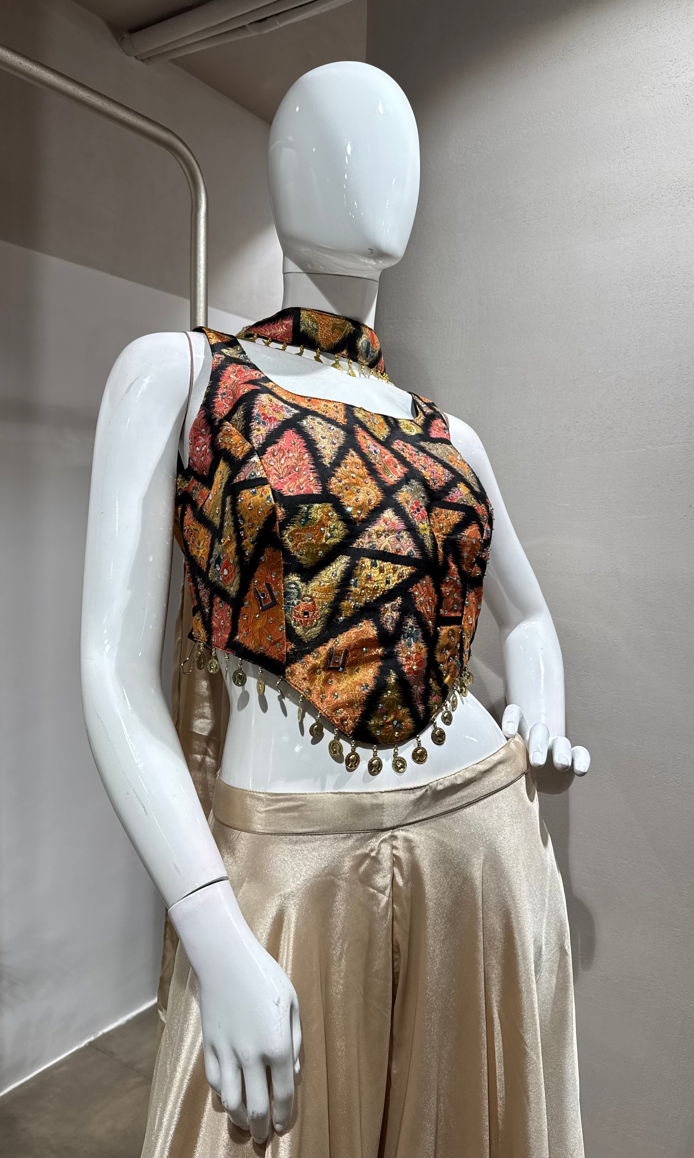 BLACK ELEGANT FLORAL TOP WITH PALAZZO SET