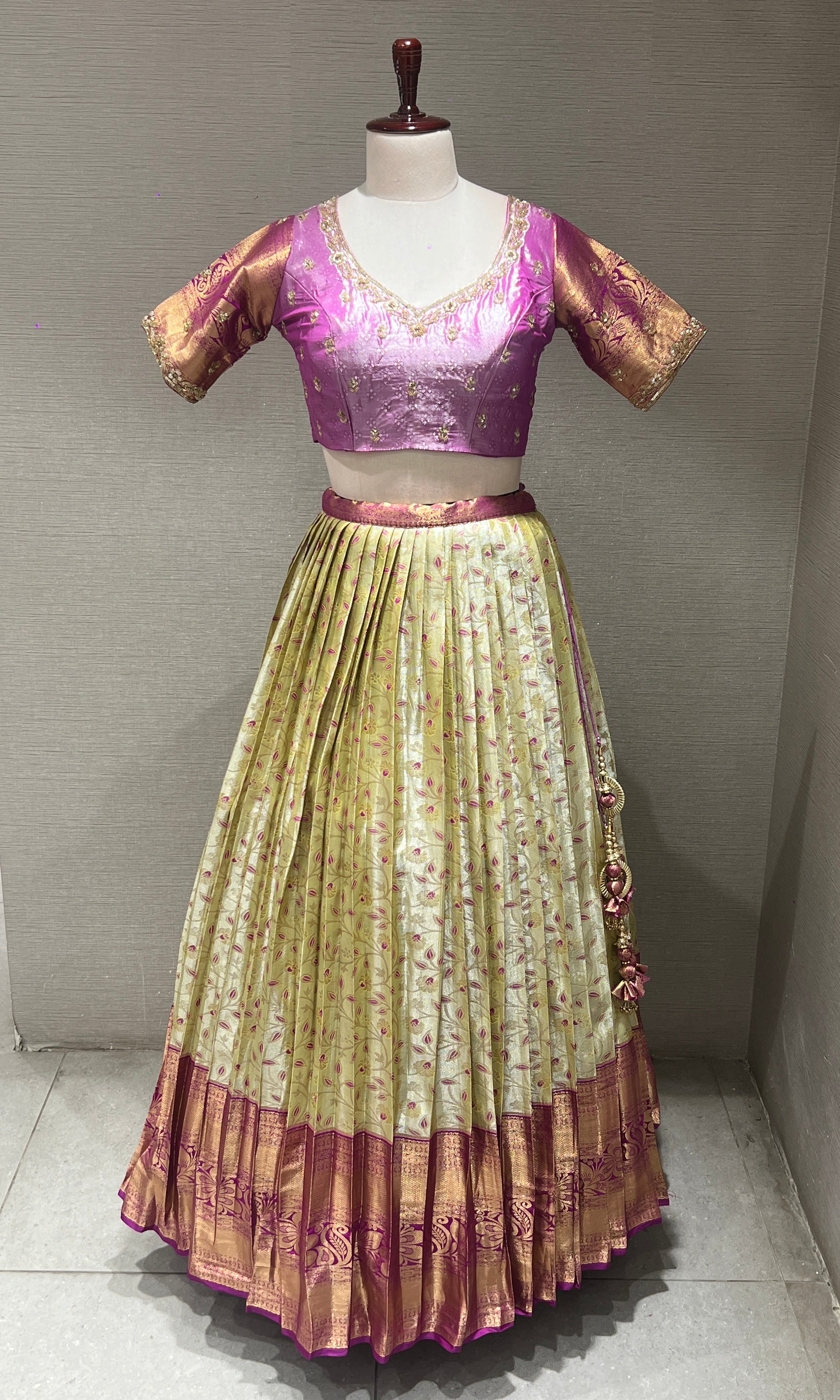 PINK Banarasi LEHENGA with CREAM Floral Weave