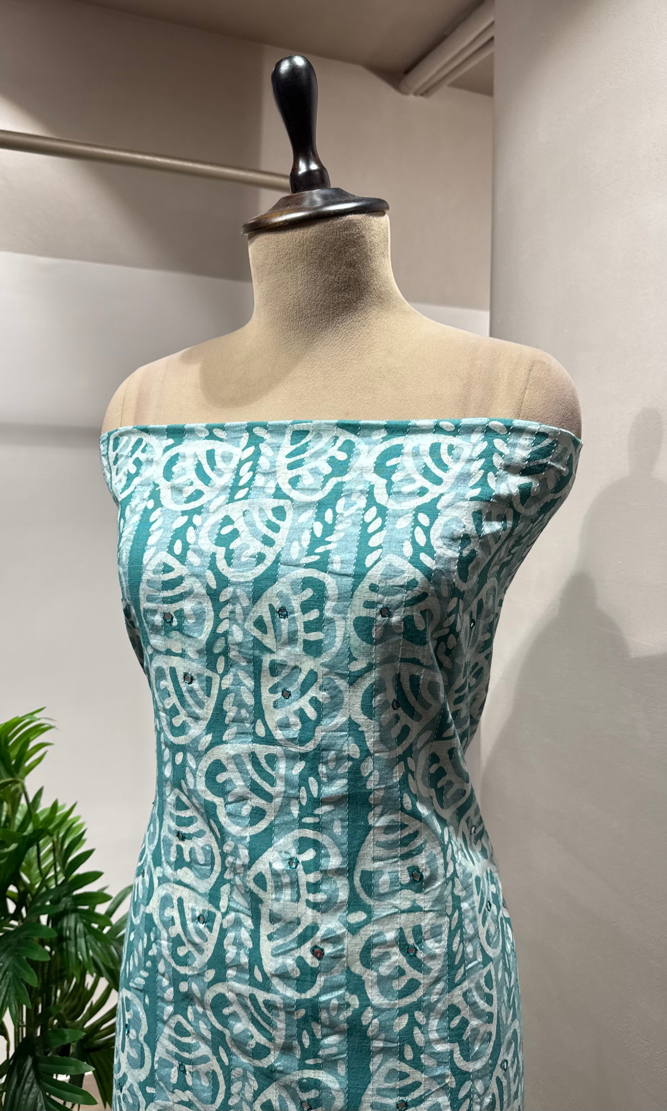 GREEN ETHNIC PRINTED DRESS MATERIAL