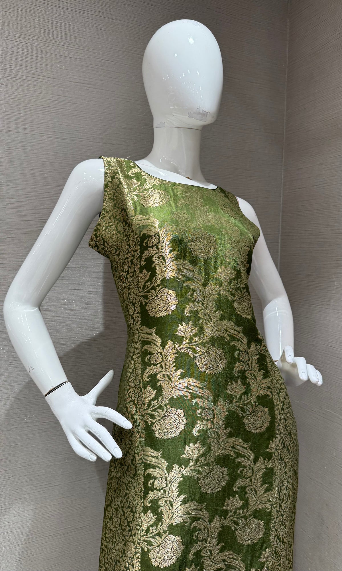 Green Banarasi Silk Golden Floral Zari kurta set