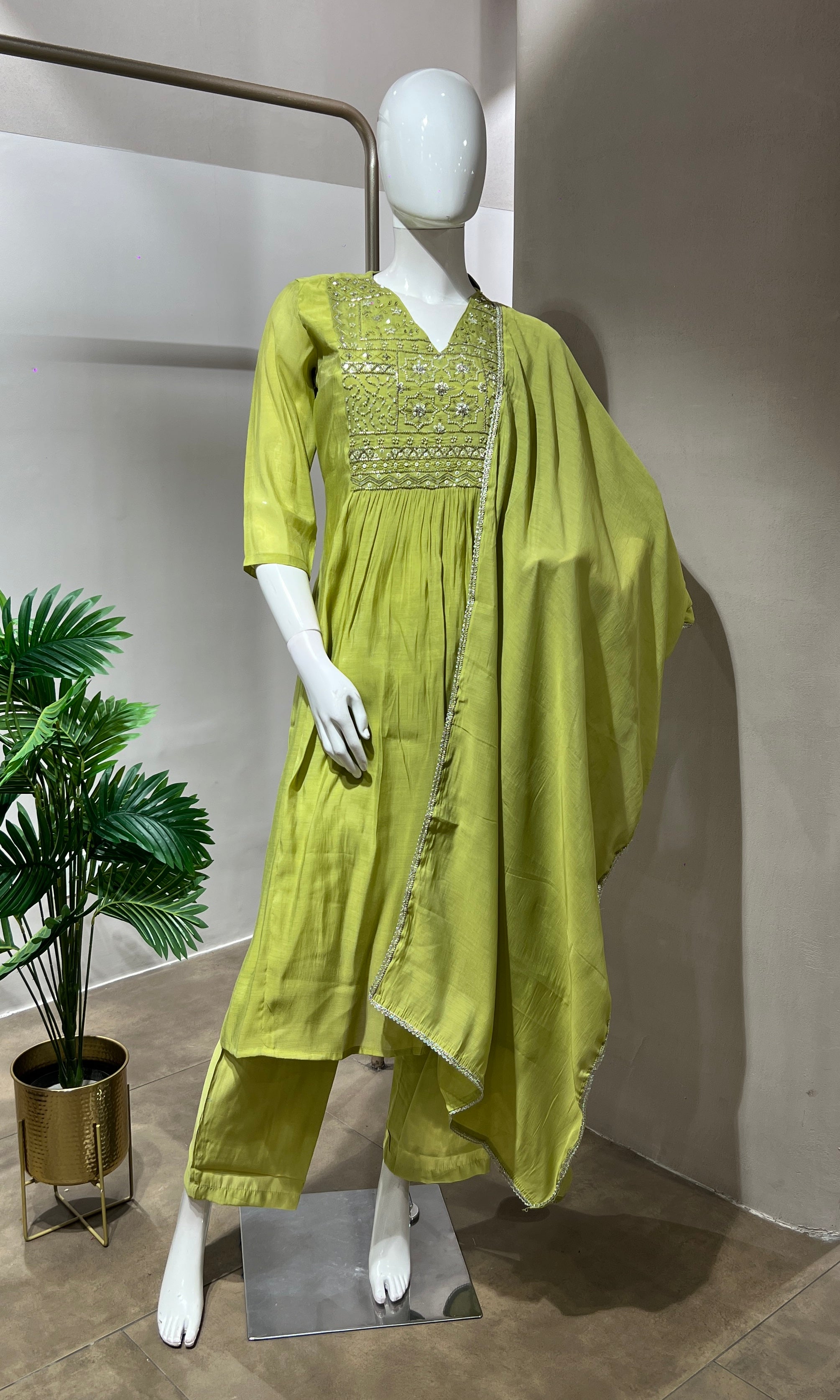 GREEN crystal embroidery mul chanderi kurta set