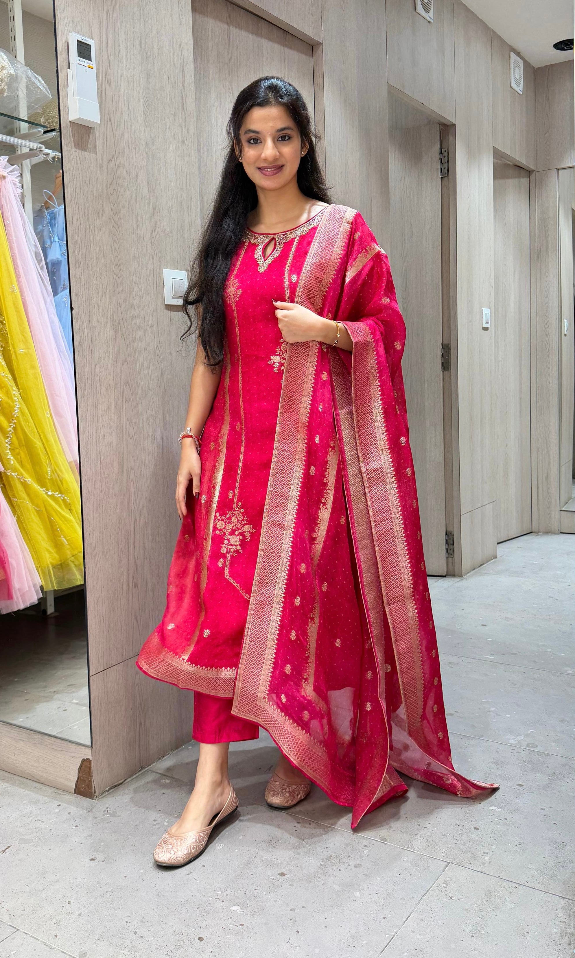 Rani pink GOLDEN ETHINC kurta set