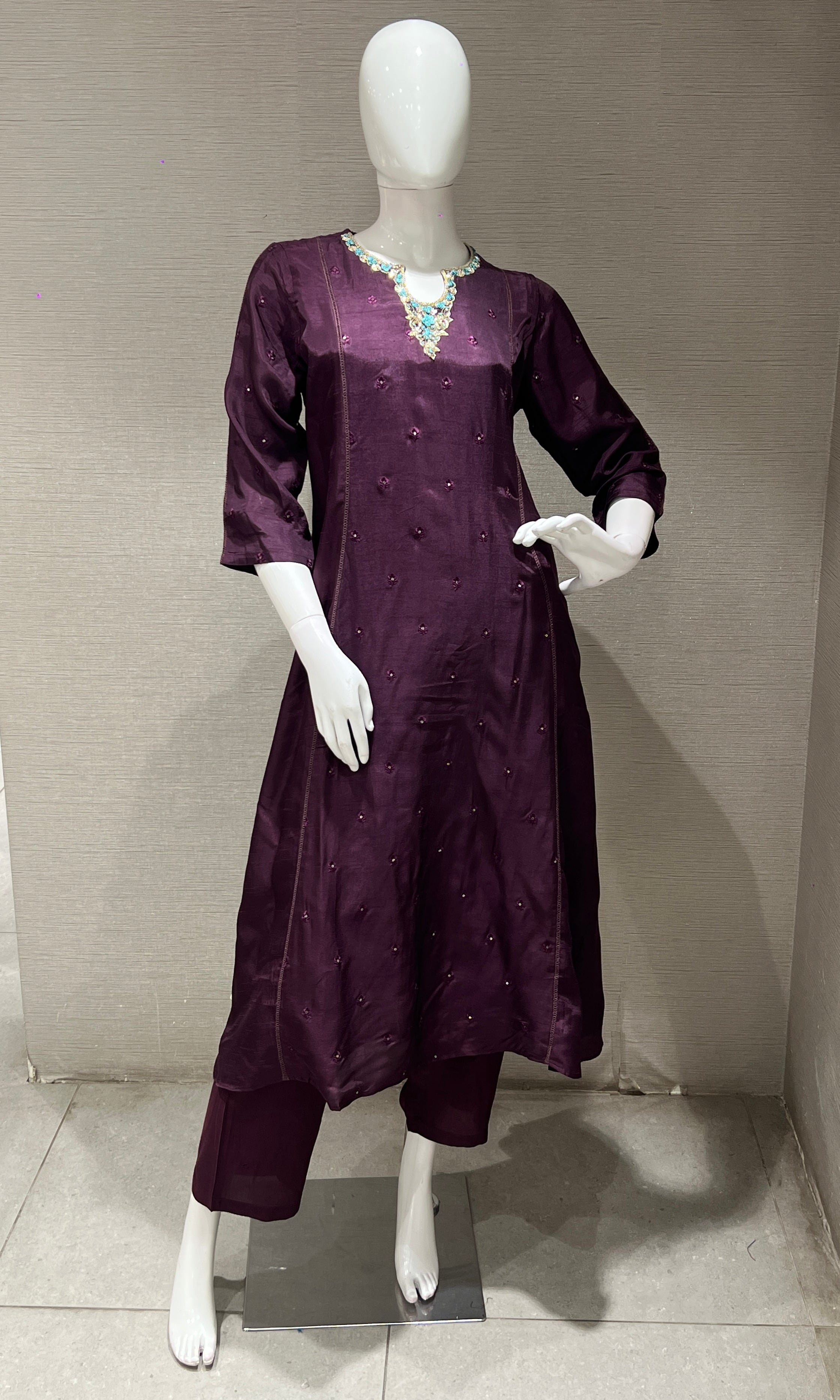 wine kurta set with floral printed dupatta