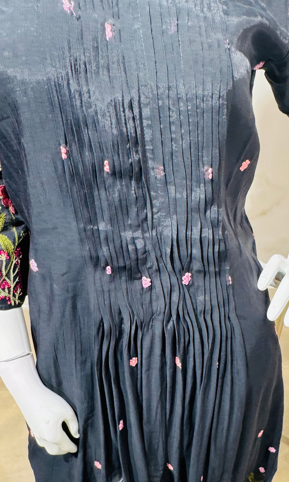 Black mul chanderi floral embroidery kurta set