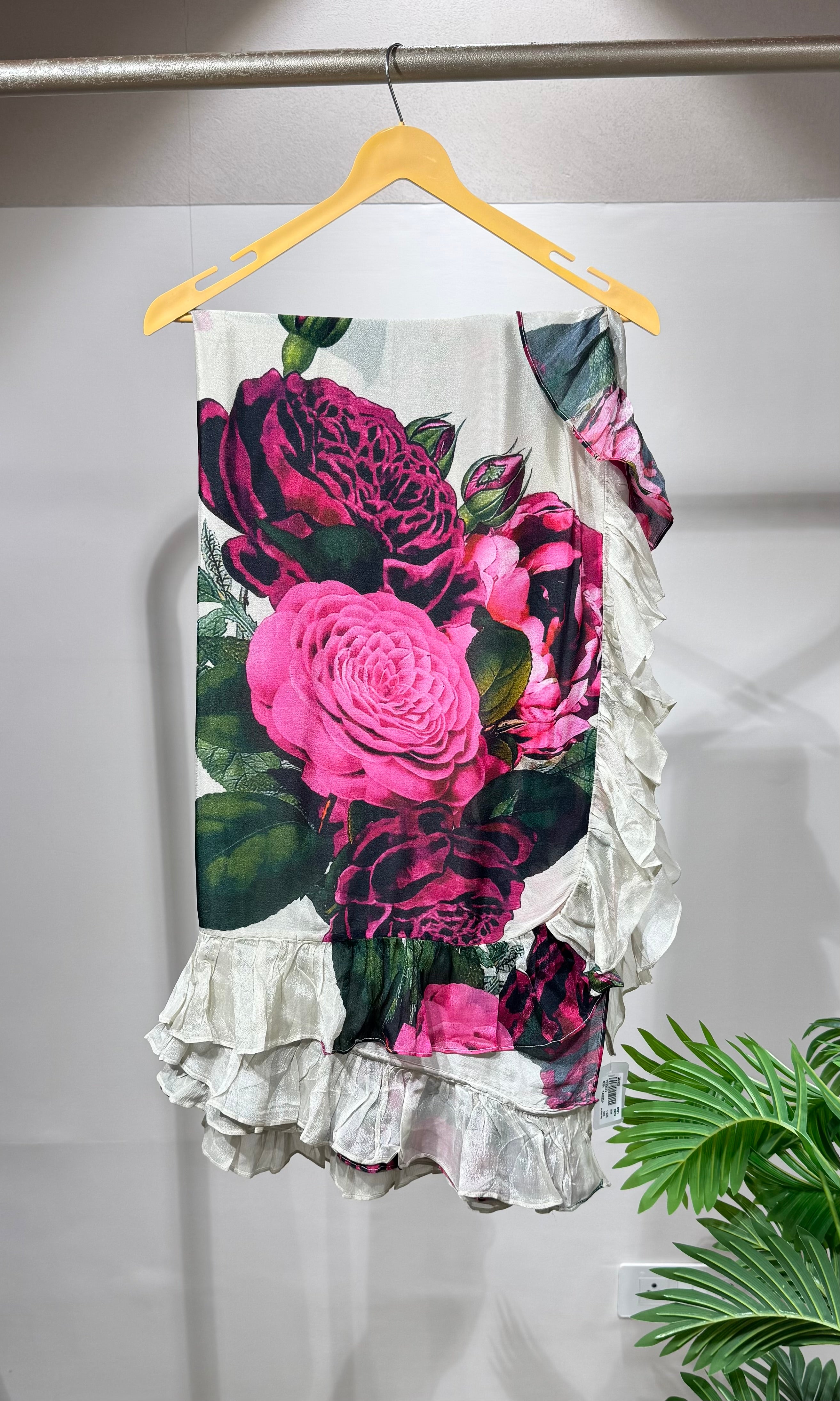 Cream modern saree floral print & layers