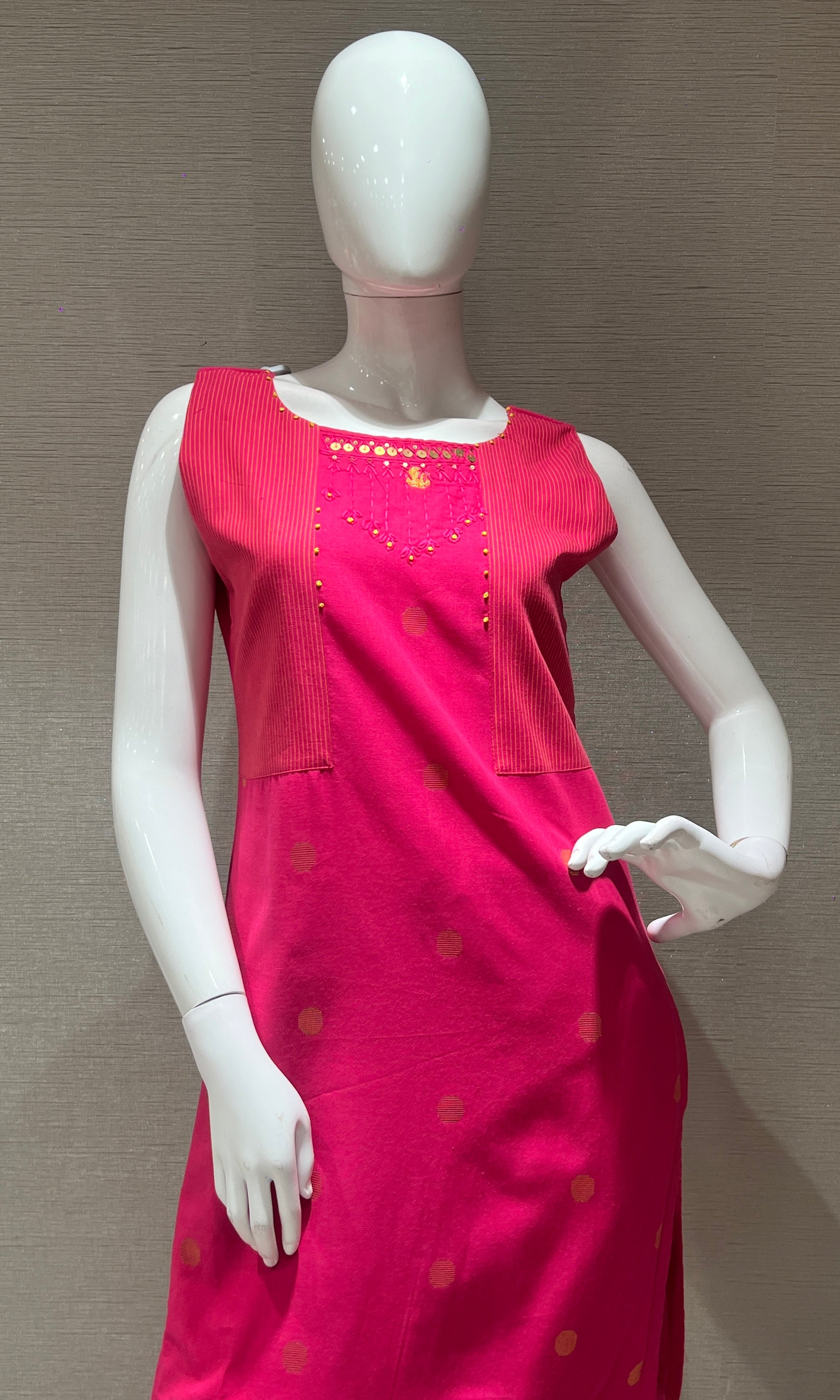 Pink kurta set WITH PRINTED DUPATTA