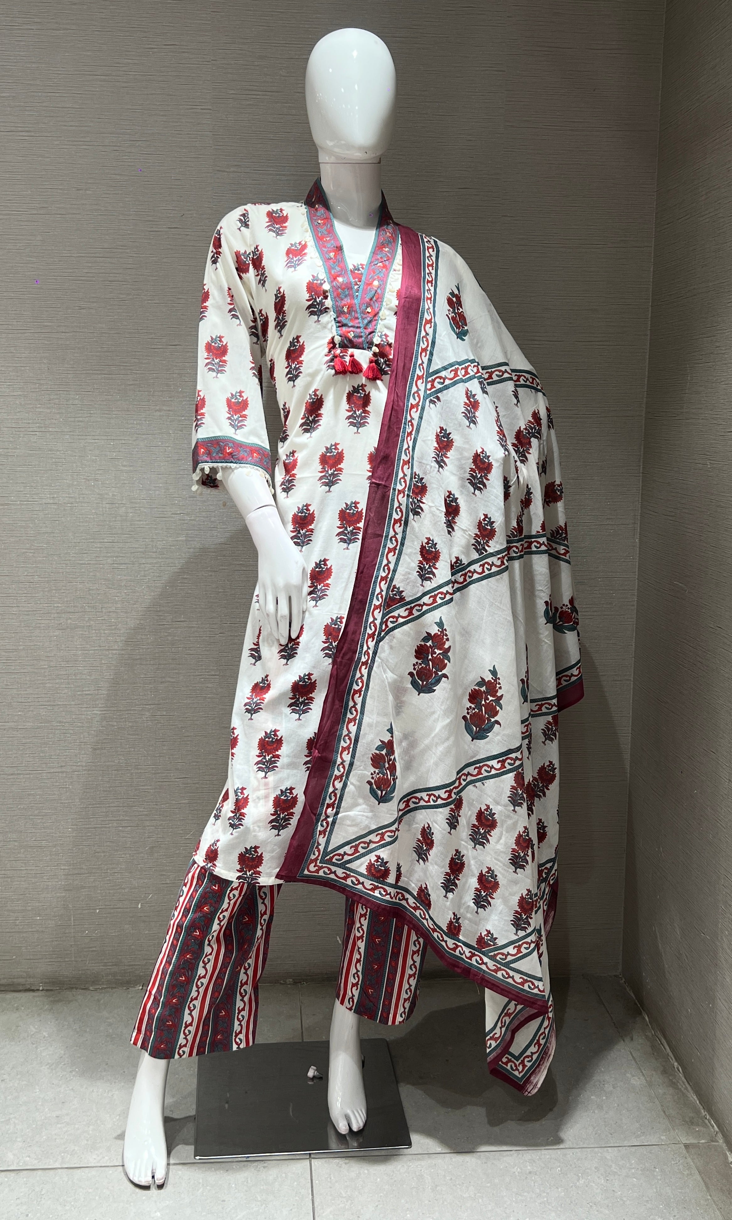 White A LINE kurta set
