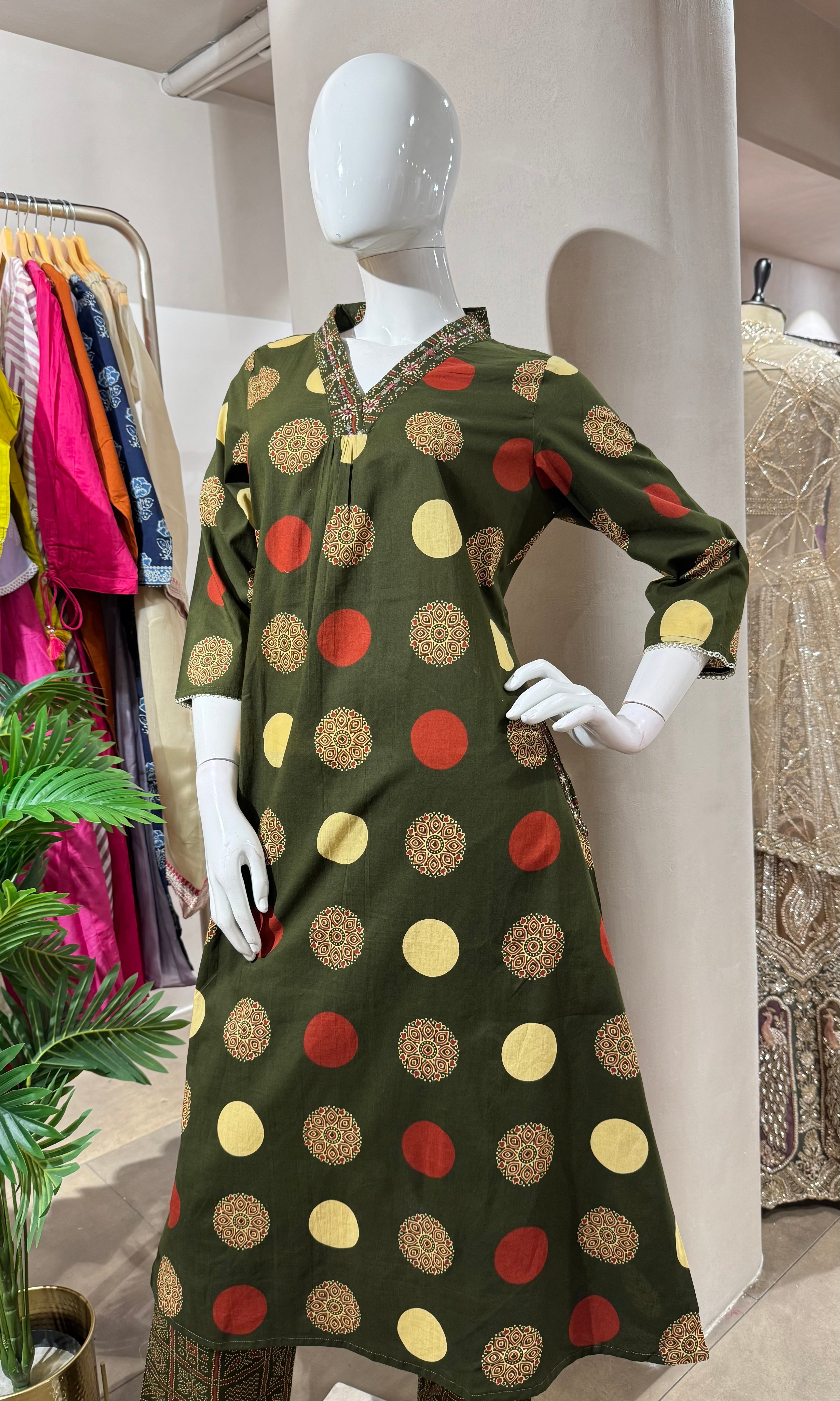 GREEN ETHNIC PRINTED KURTA SET