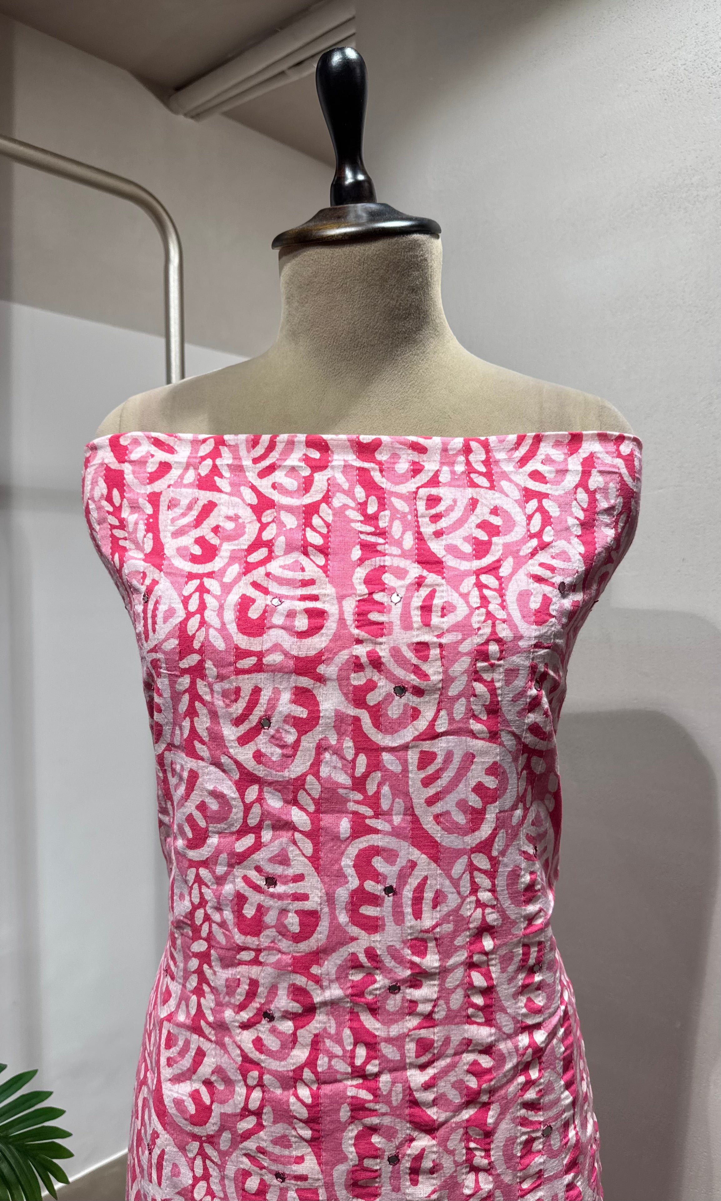 PINK ETHNIC PRINTED DRESS MATERIAL