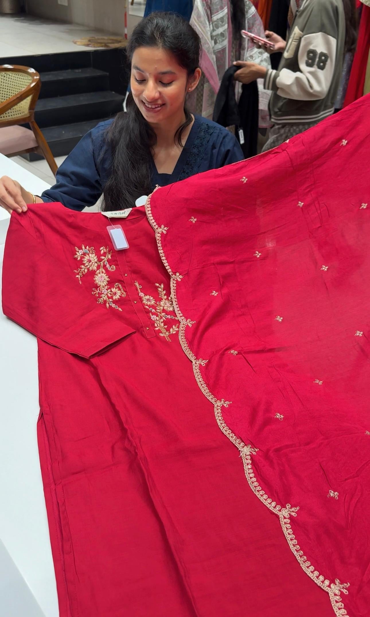 RanI Pink Floral Detailing KURTA SET