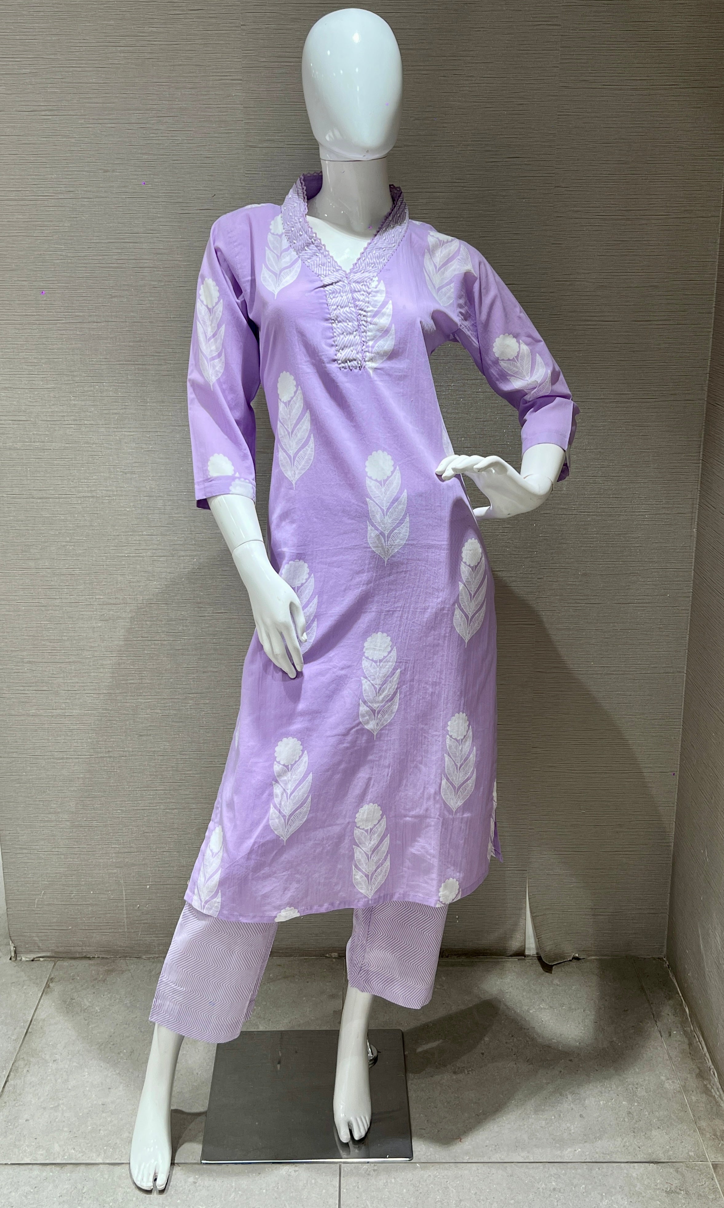 Lavender Floral Printed Kurta Set