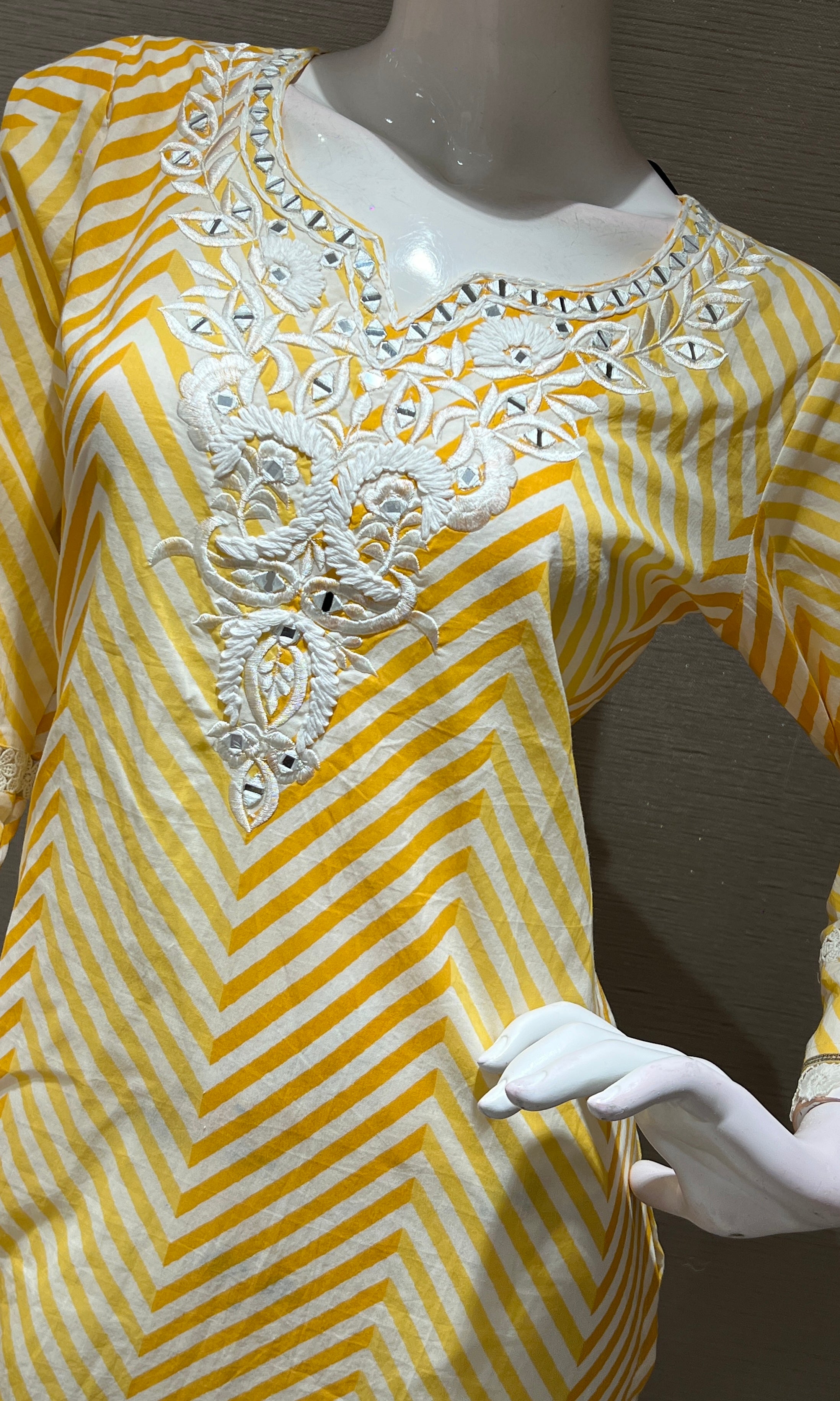 YELLOW LEHARIYA ZIG ZAG PRINT KURTA SET