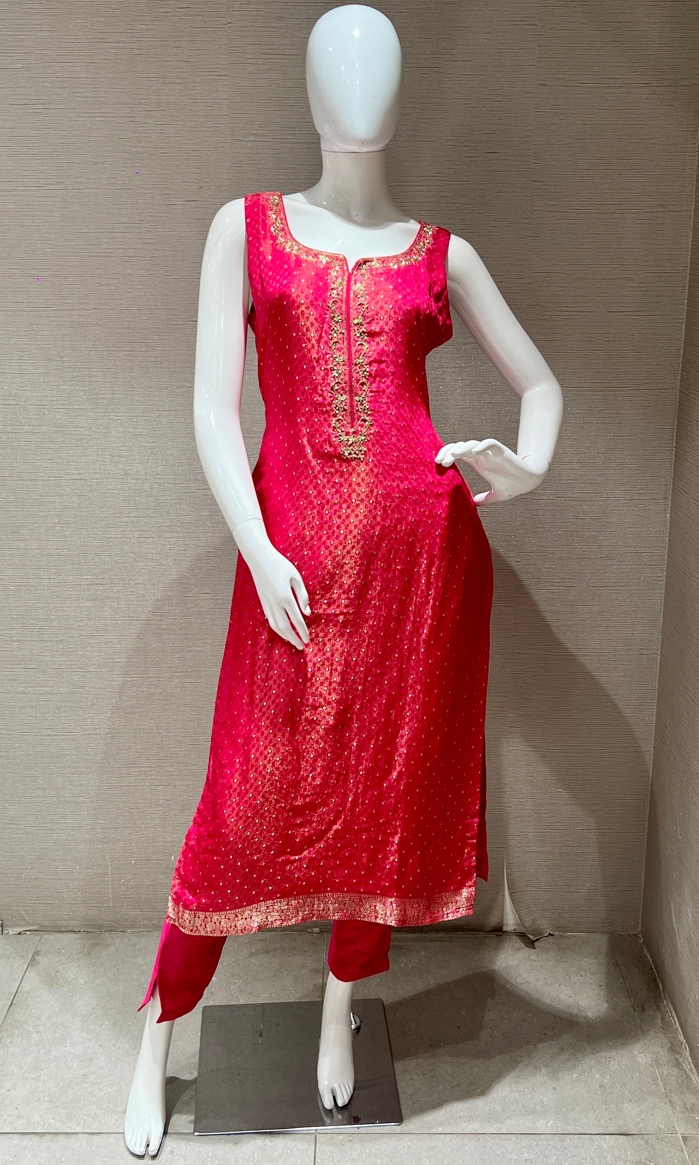 Pink kurta set with banarasi dupatta