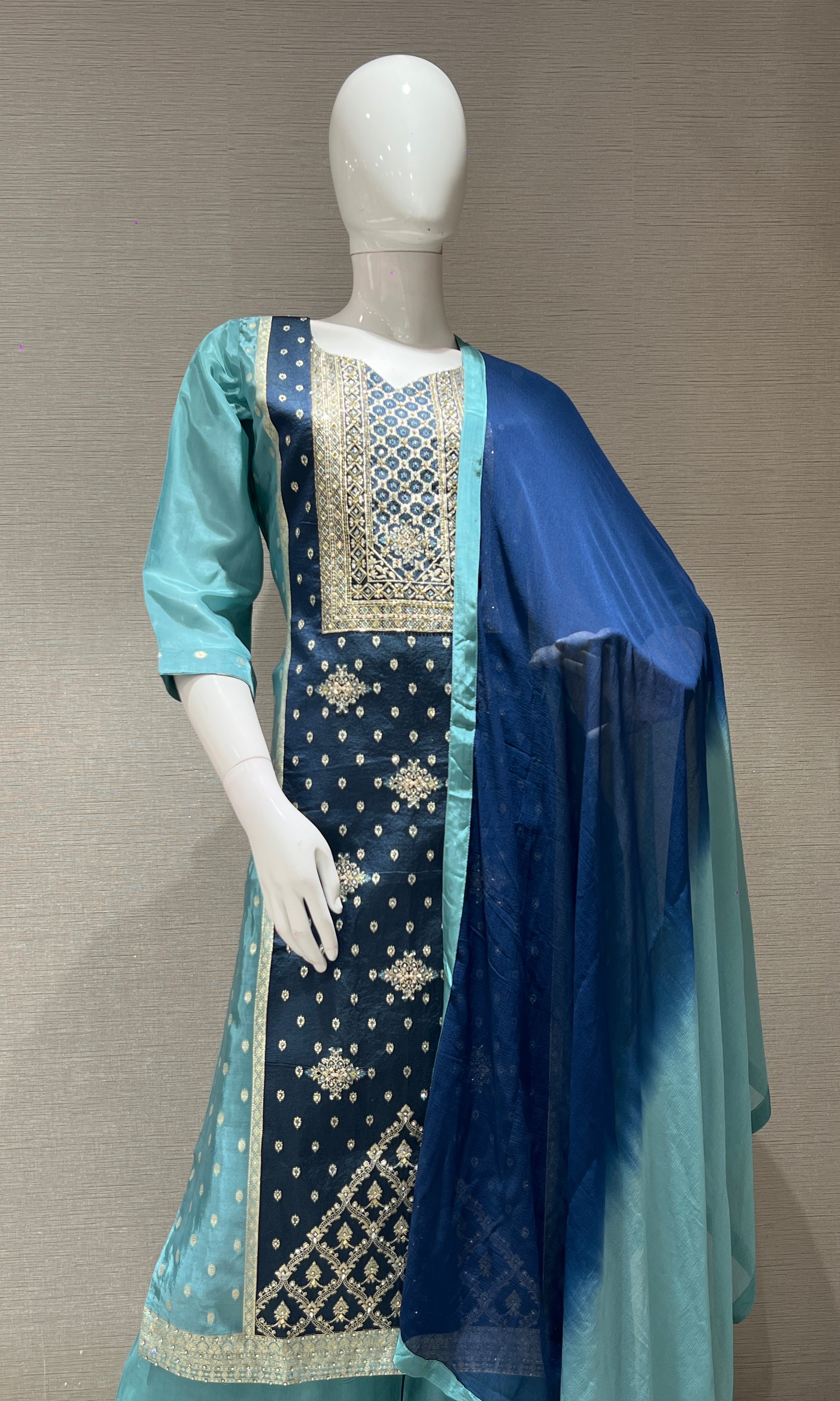 BLUE EMBROIDERED KURTA SET WITH PALAZZO PANTS
