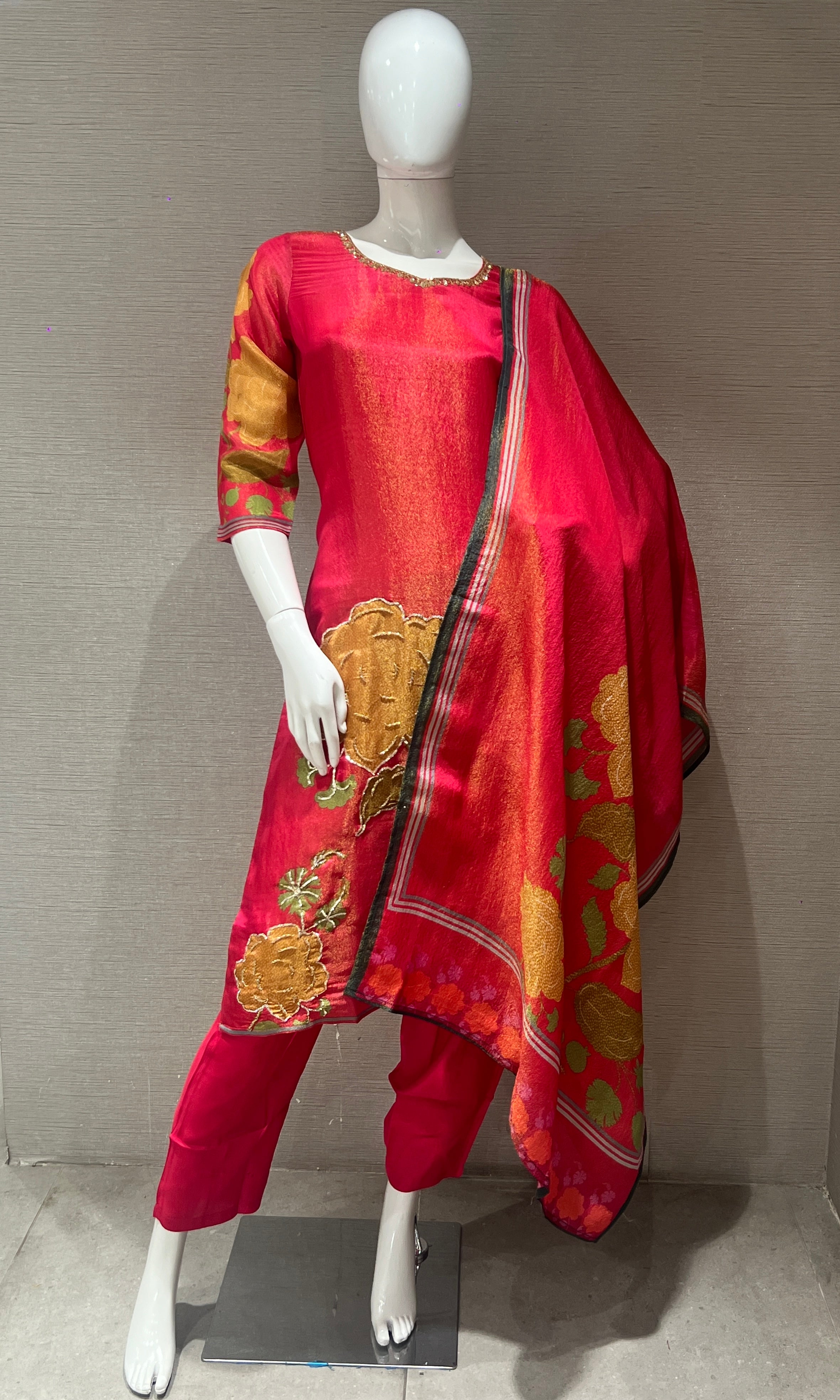 Pink shimmer silk kurta set ( 2992 )
