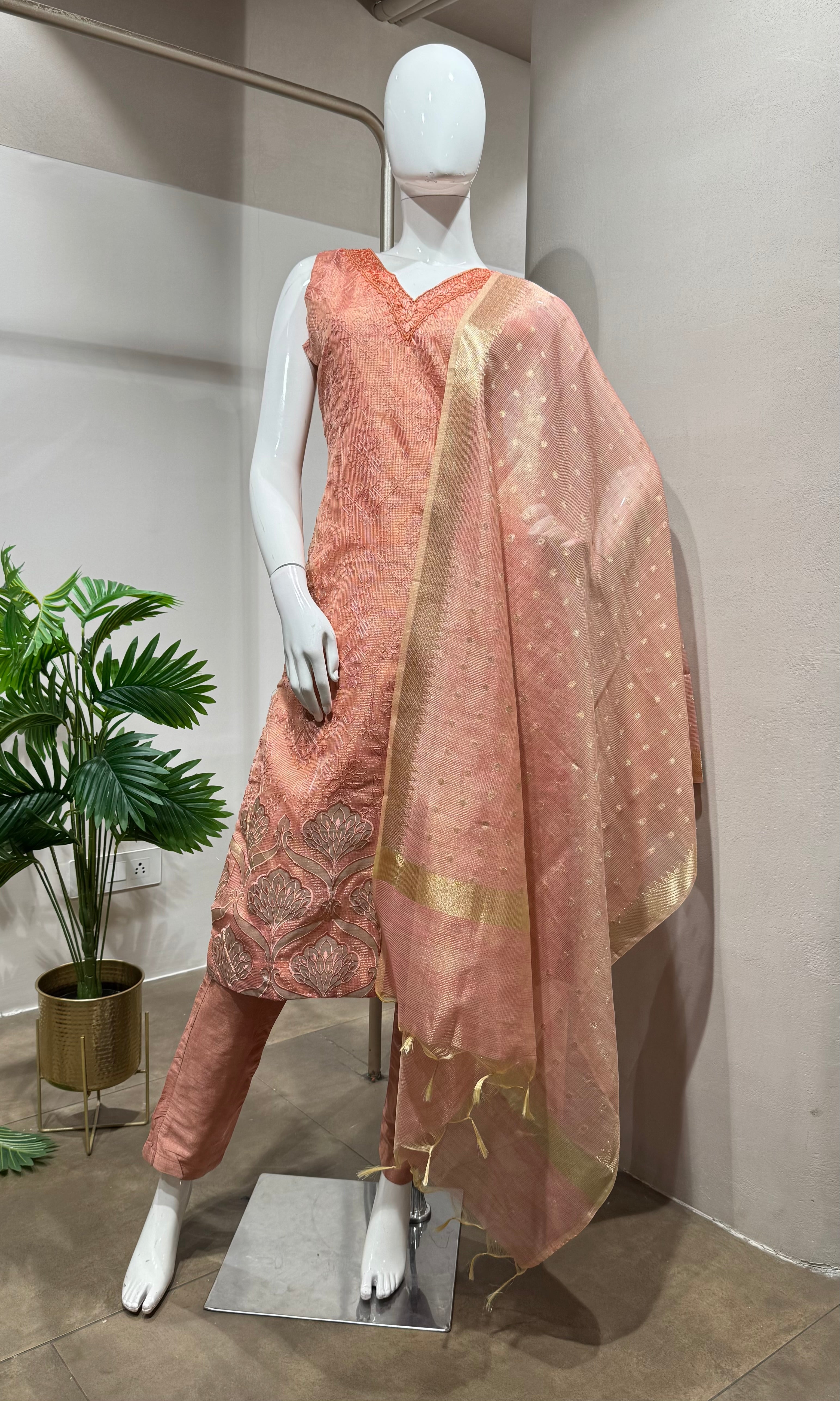 Pink Banarasi Khaddi Georgette kurta Set