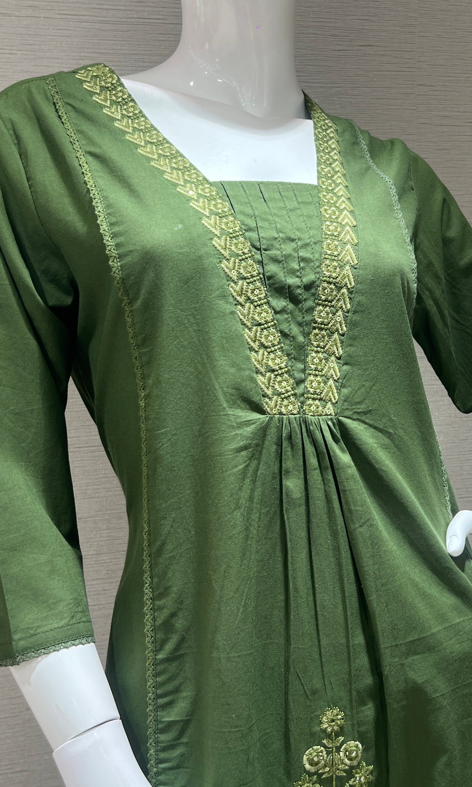Green EMBROIDERED kurta set WITH DUPATTA