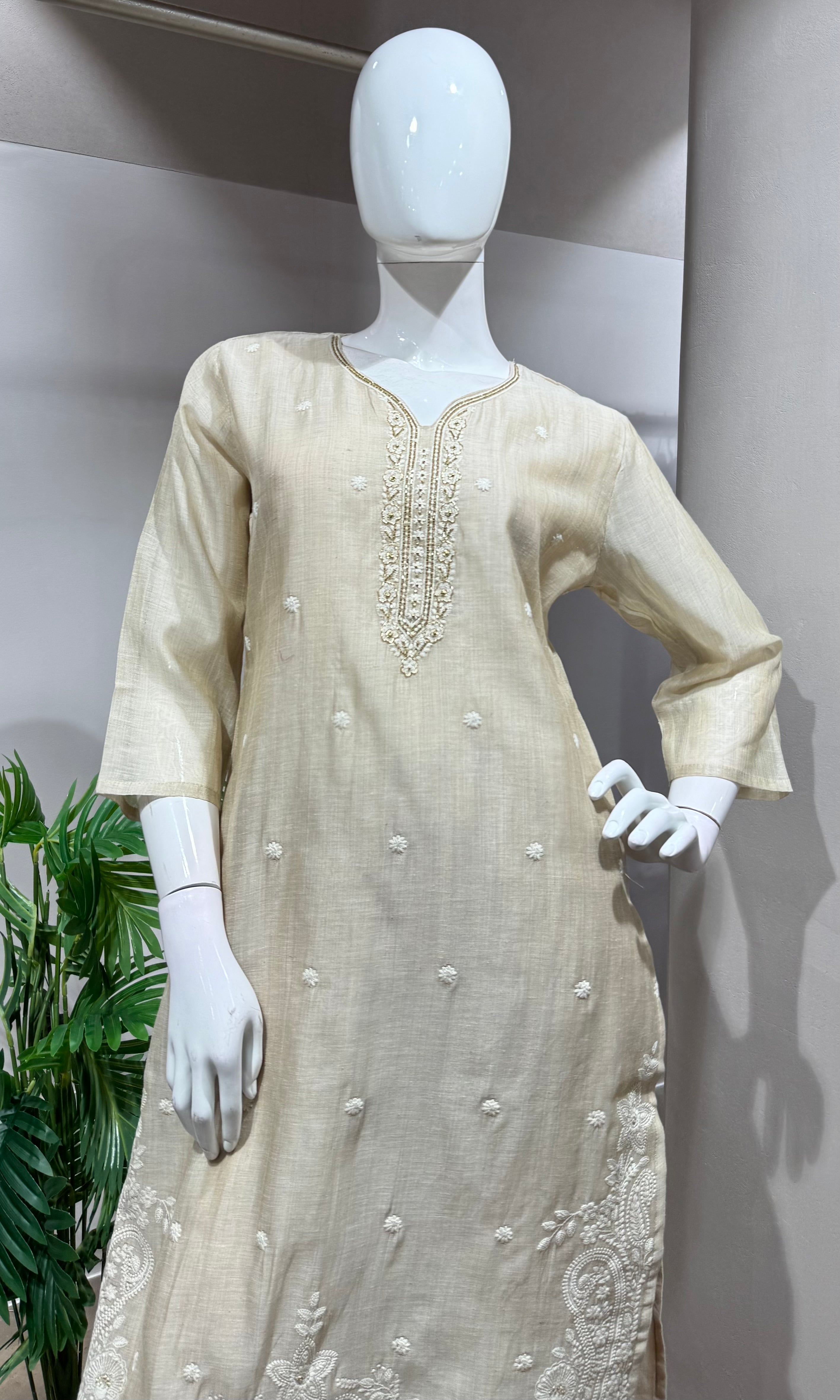 BEAGH Embroidered Chanderi KURTA SET