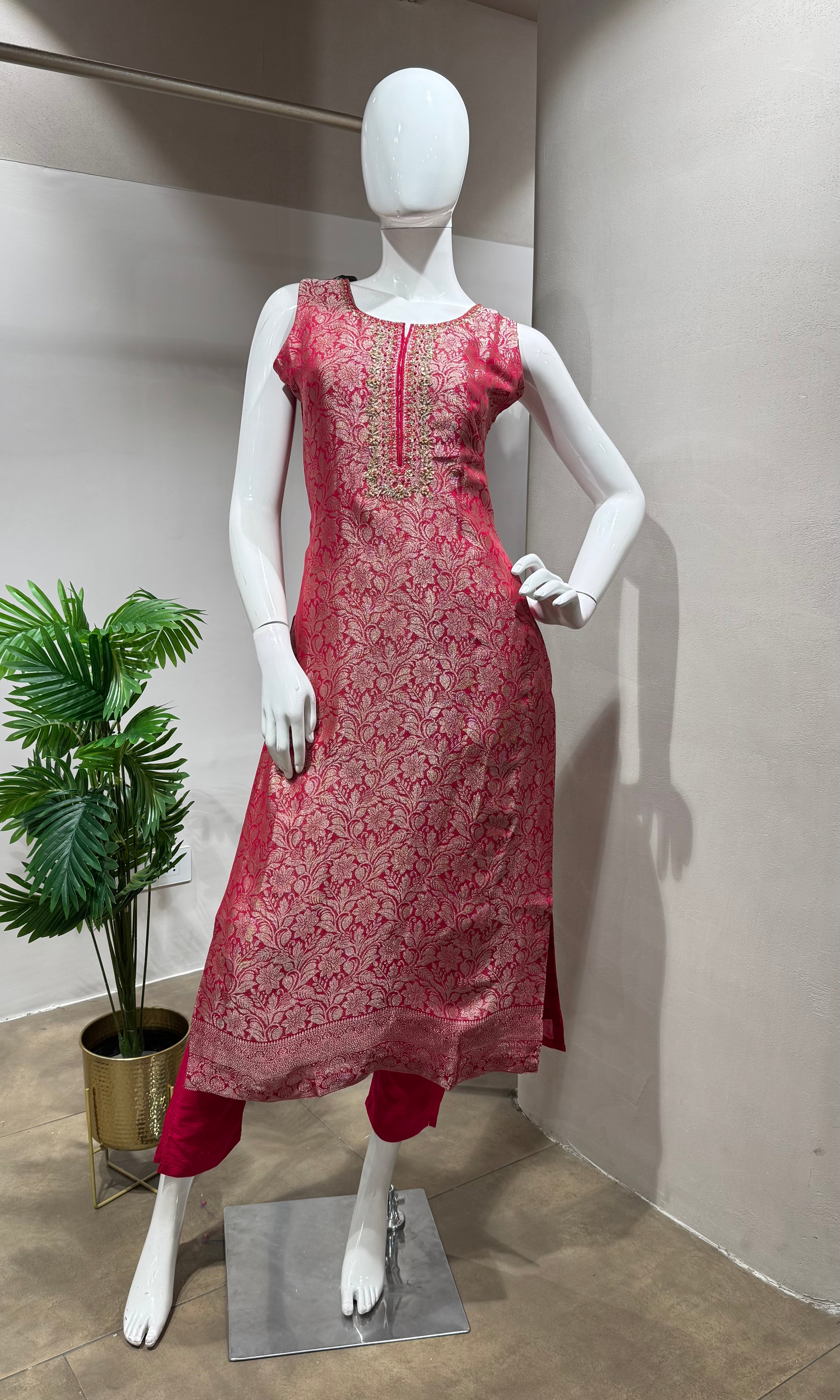 RANI pink Banarasi kurta set