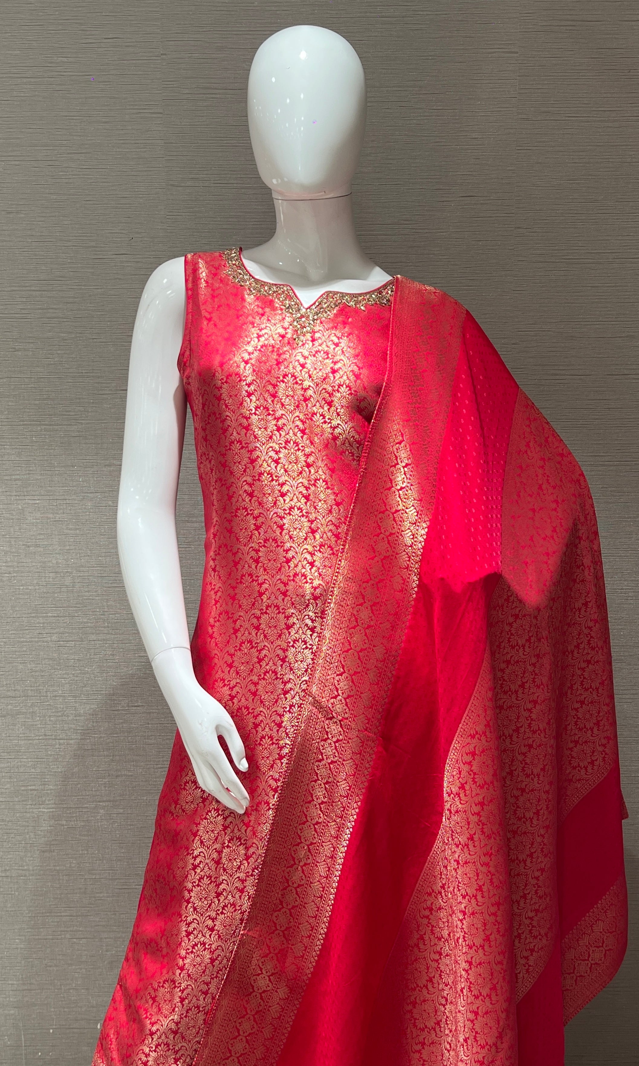 Rani pink embellished kurta set