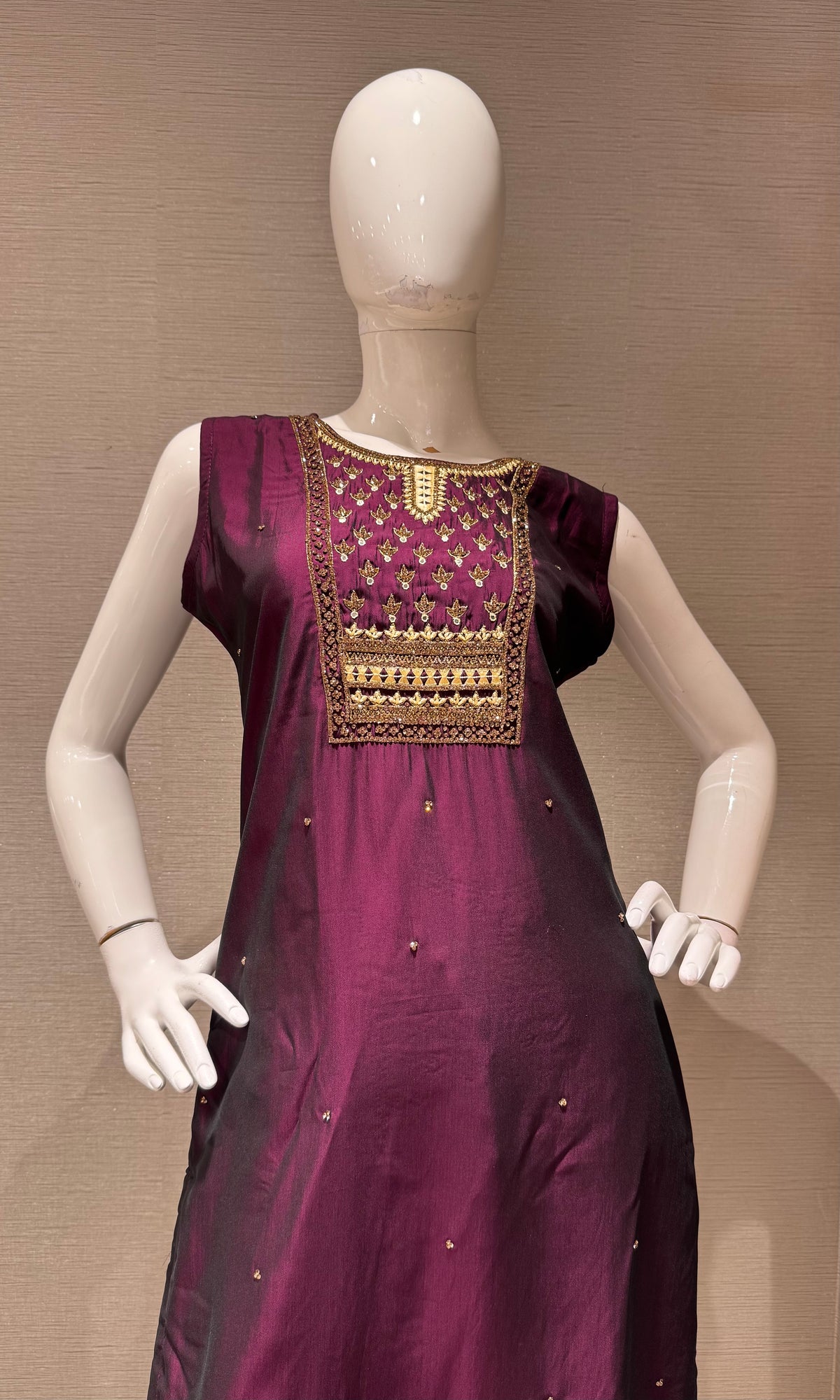 WINE SILK ETHNIC KURTA SET WITH BANARASI DUPATTA