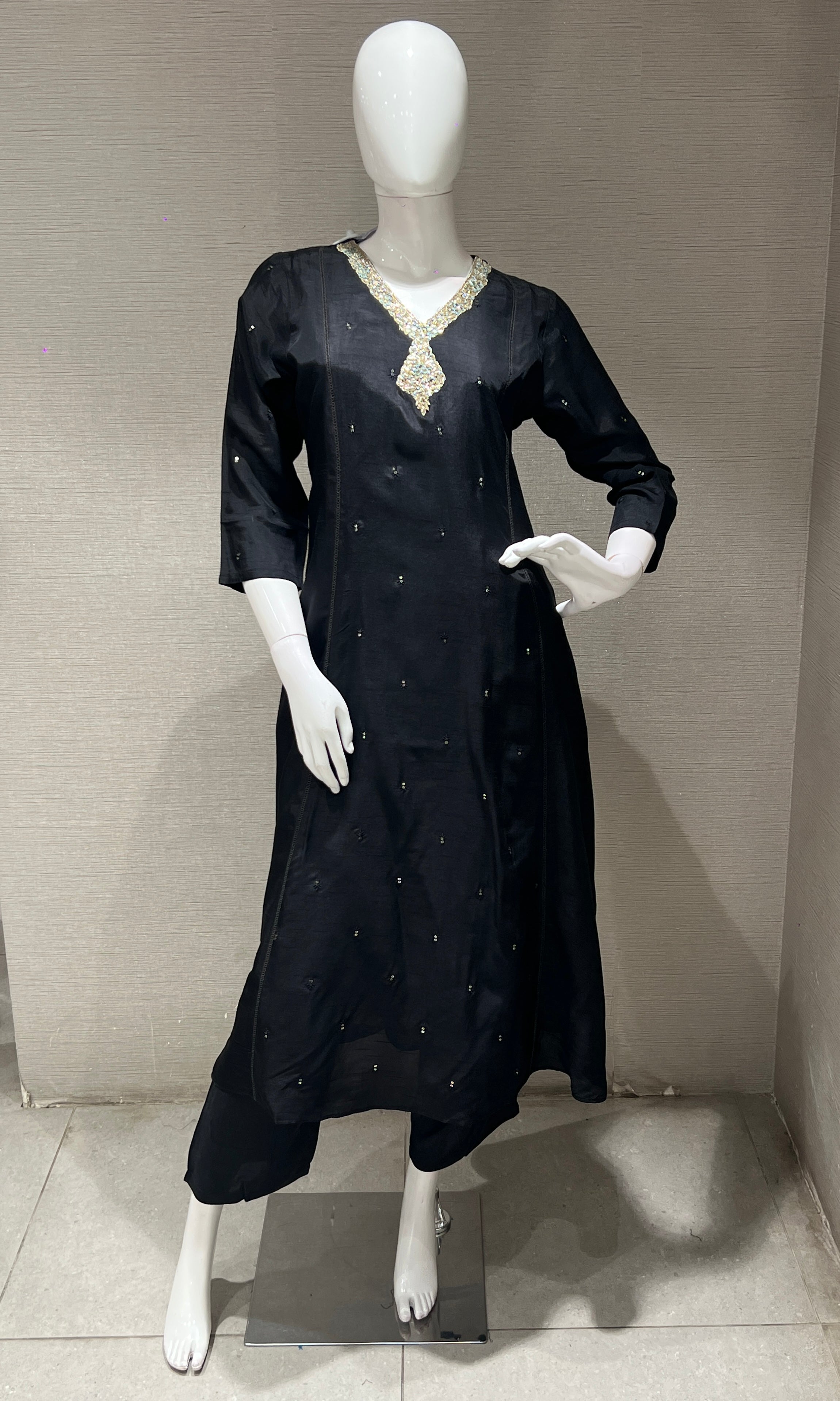 black kurta set with floral printed dupatta