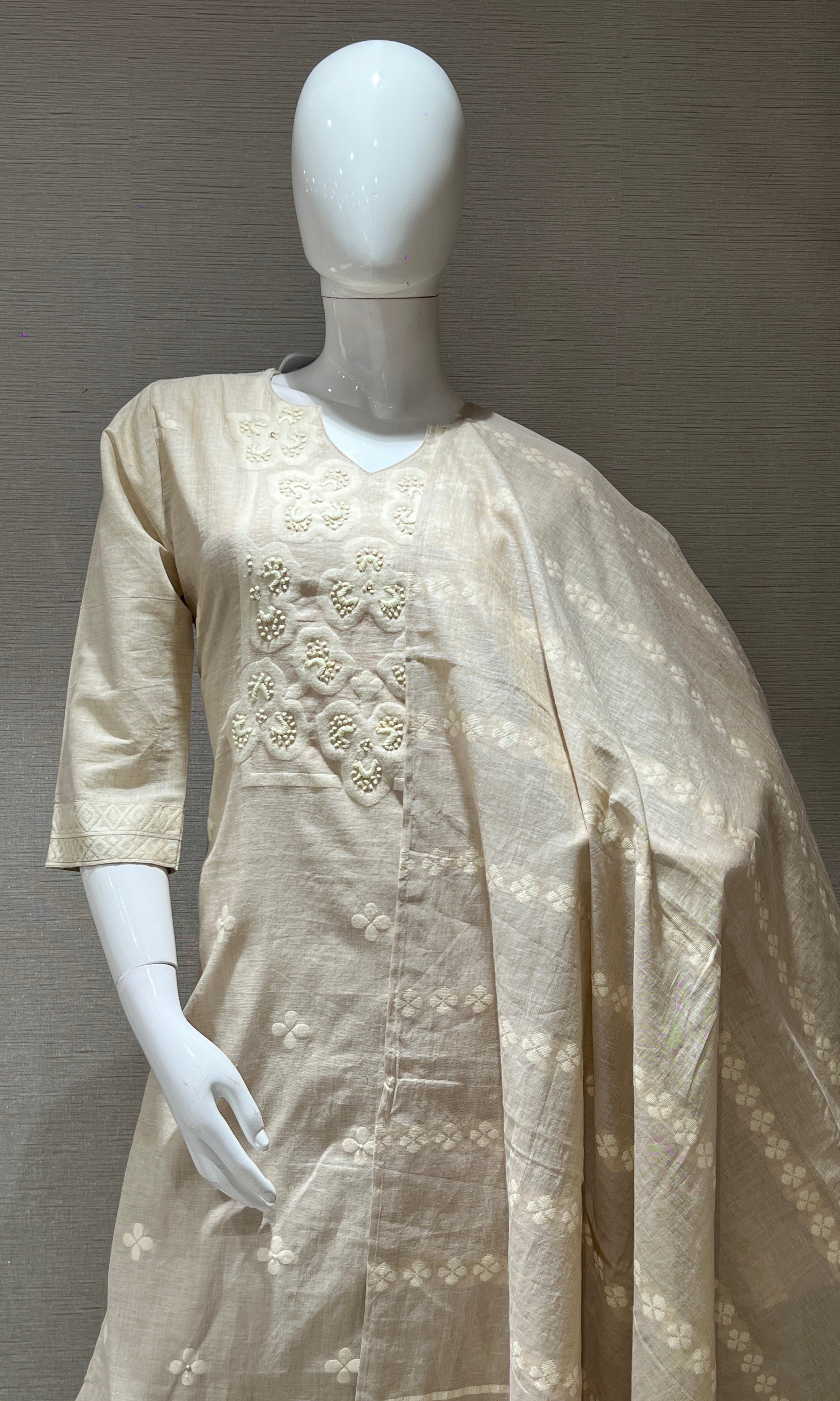 Cream Thread Embroidery Kurta Set