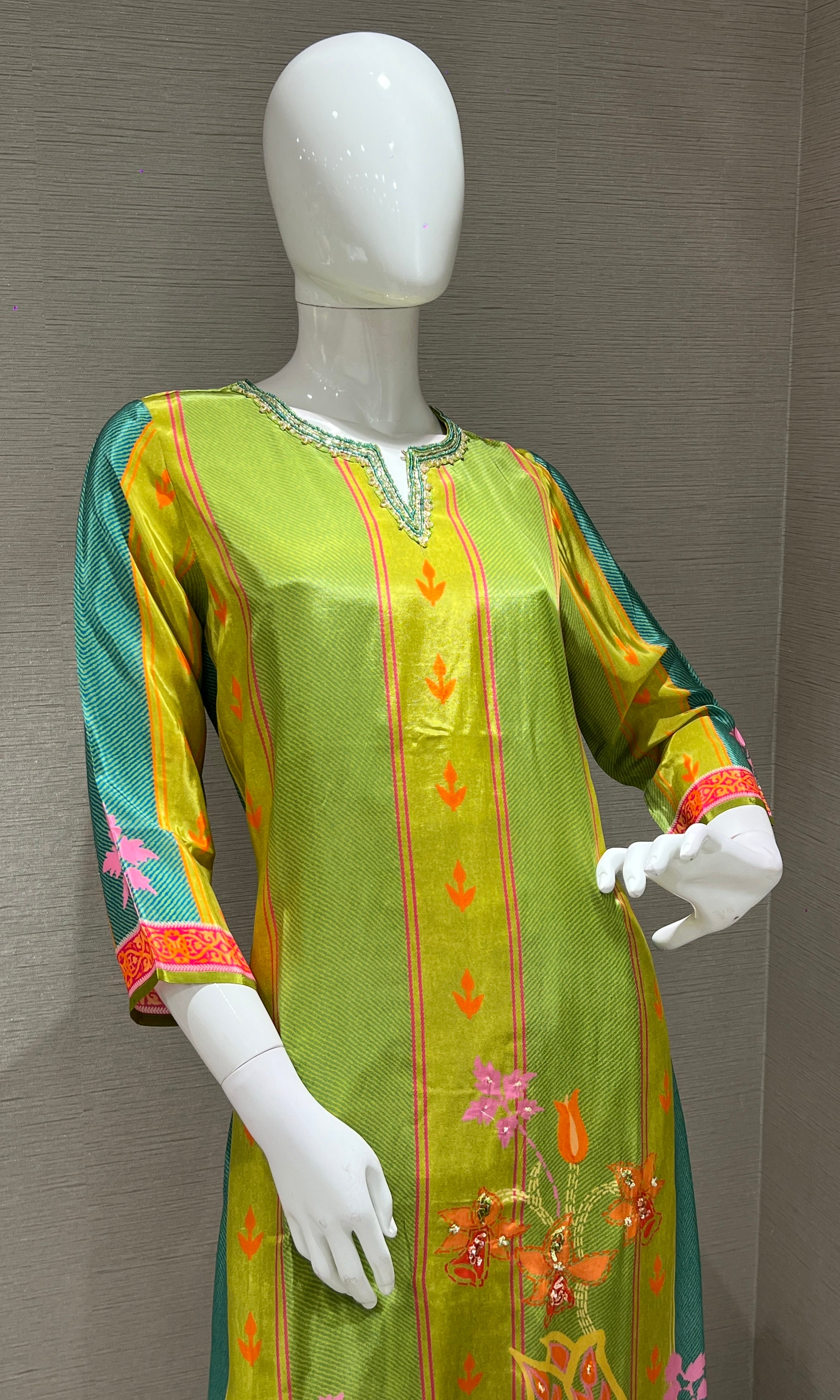 Green Floral Print Kurta Set with Dupatta