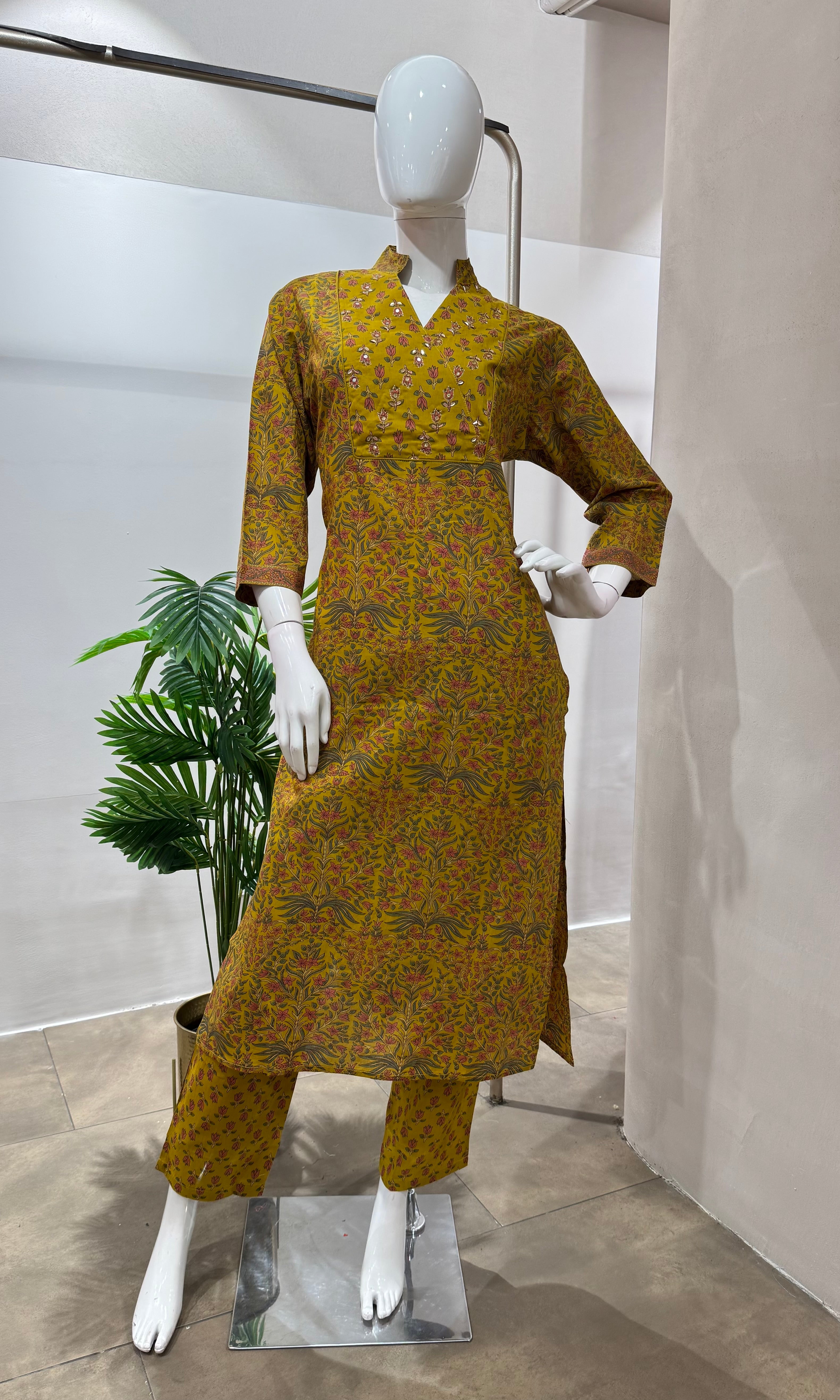 MUSTARD ETHNIC PRINTED KURTA SET