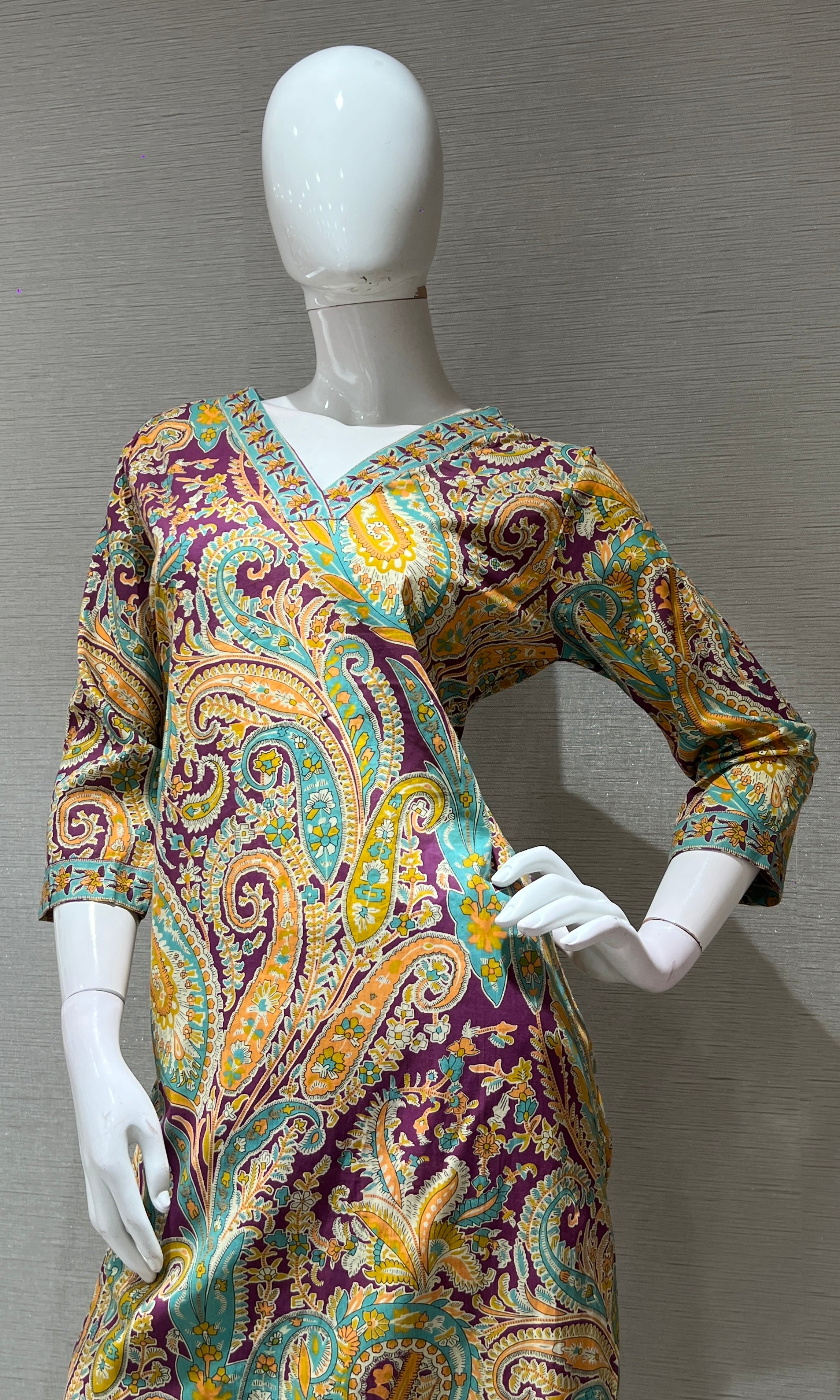 Violet kurta set WITH STRIPED DUPATTA