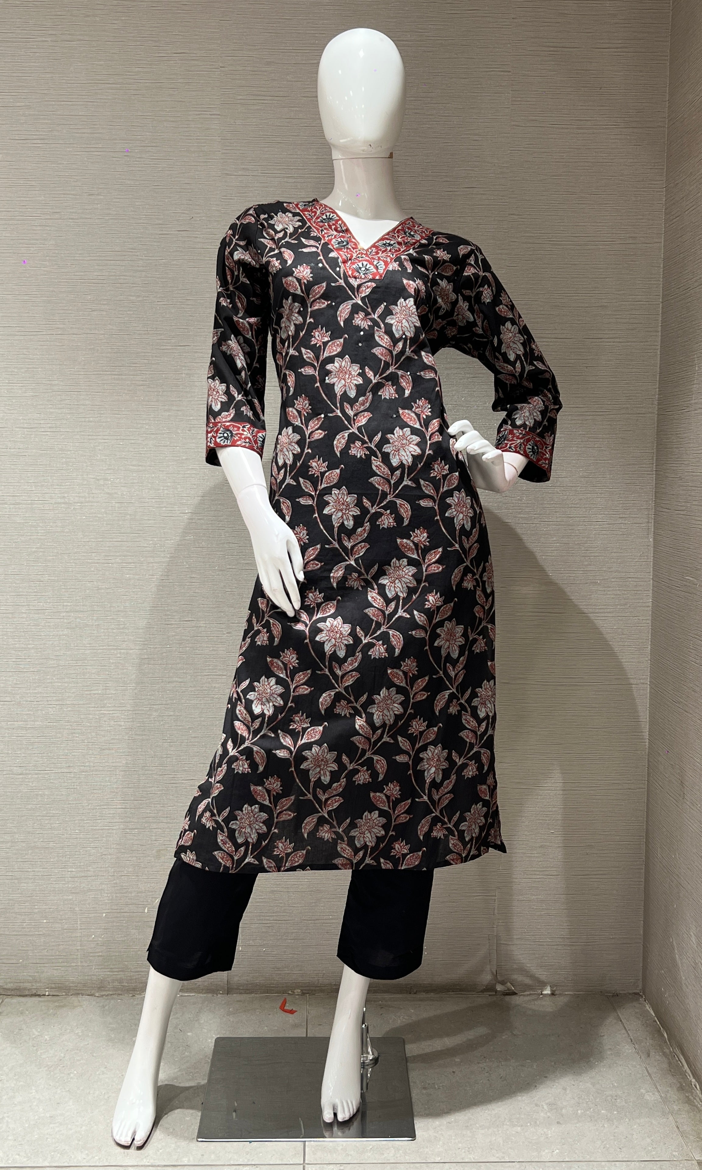 Black FLORAL PRINT kurta set