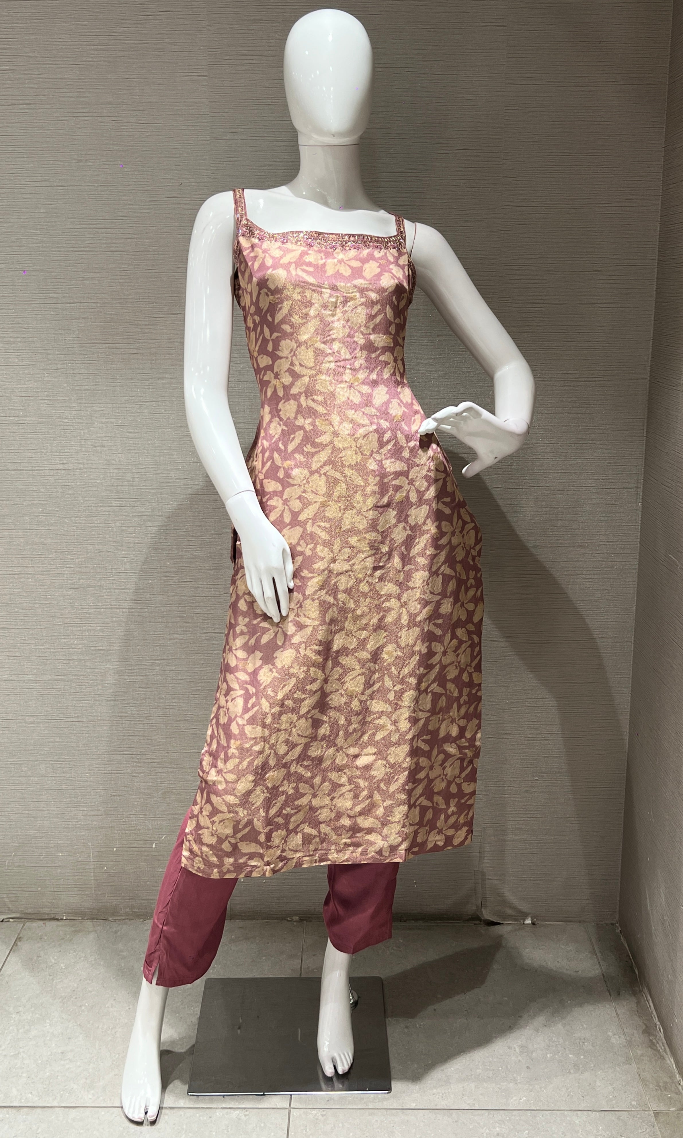 Onion pink floral embroidery kurta set