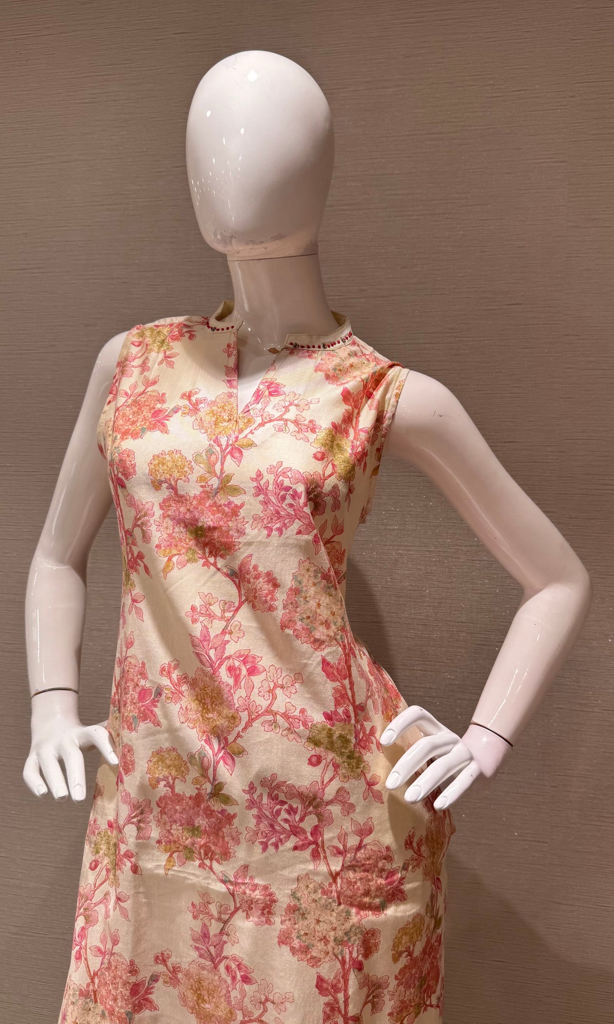 ivory with Rose floral silk blend kurti with bottom
